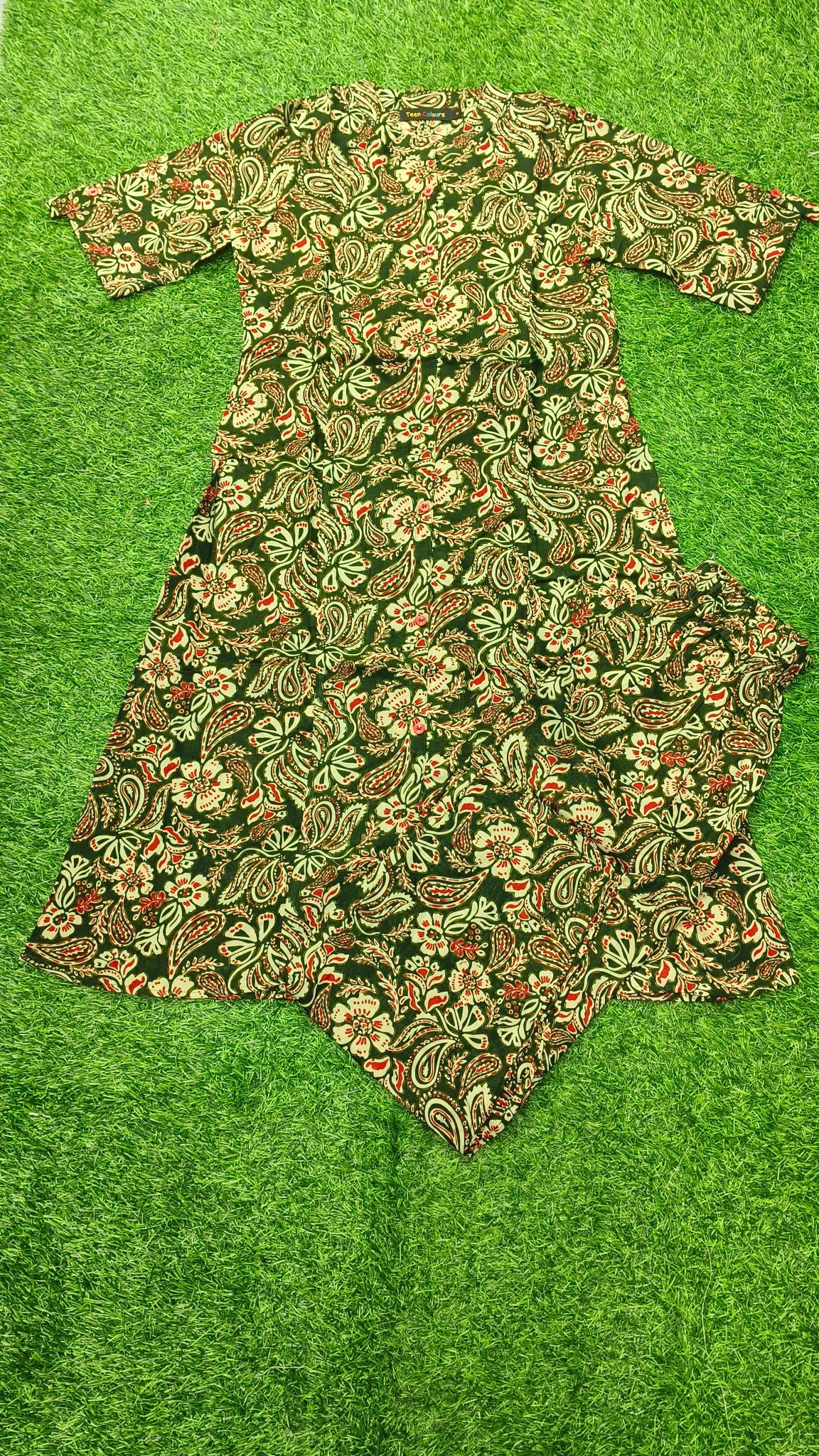 Women's Premium Forest Green Cotton Paisley Floral Print 2-Piece KurtiSet with Chinese Collar, Front Open Buttons, A-Line Princess Cut Top & Straight Pant