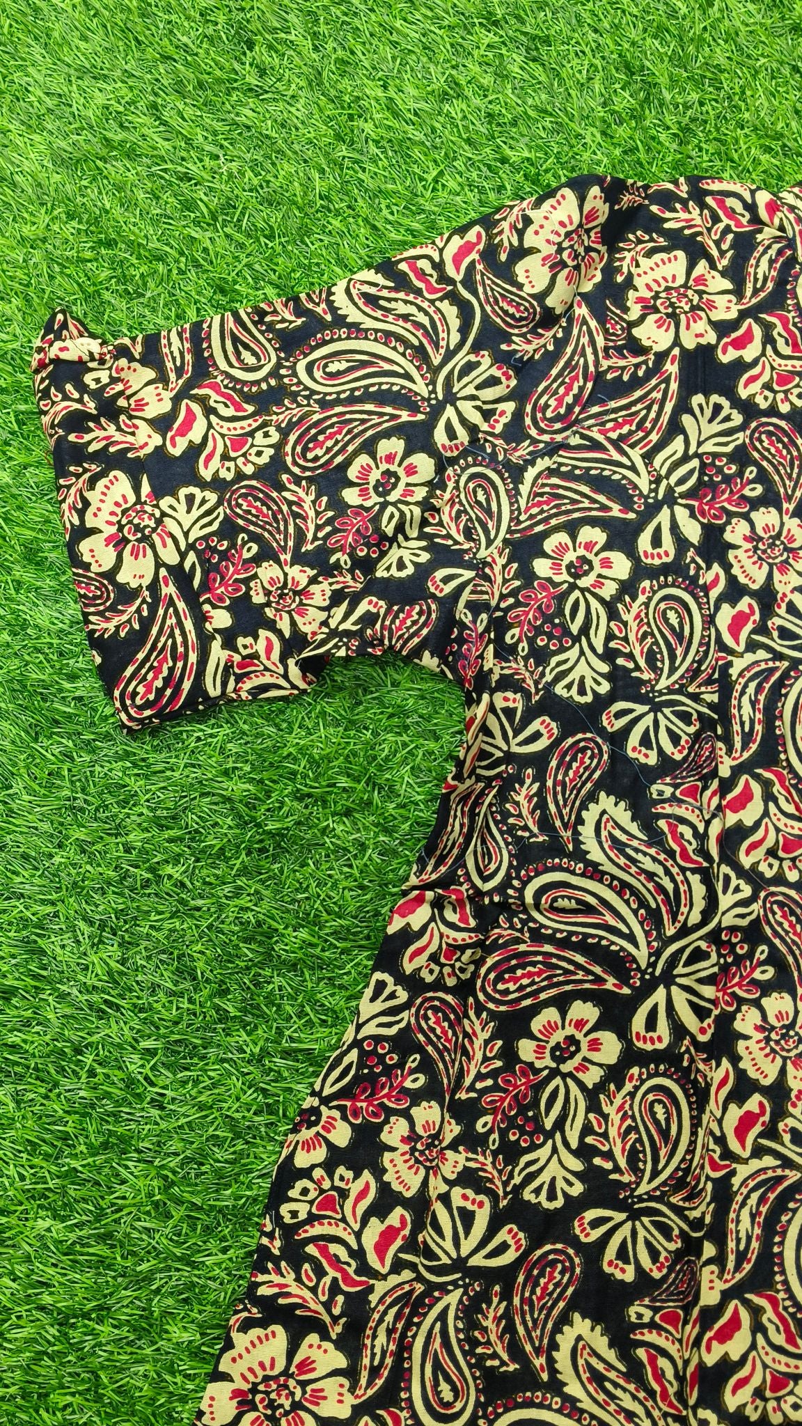Women's Premium Navy Blue Cotton Paisley Floral Print 2-Piece KurtiSet with Chinese Collar, Front Open Buttons, A-Line Princess Cut Top & Straight Pant