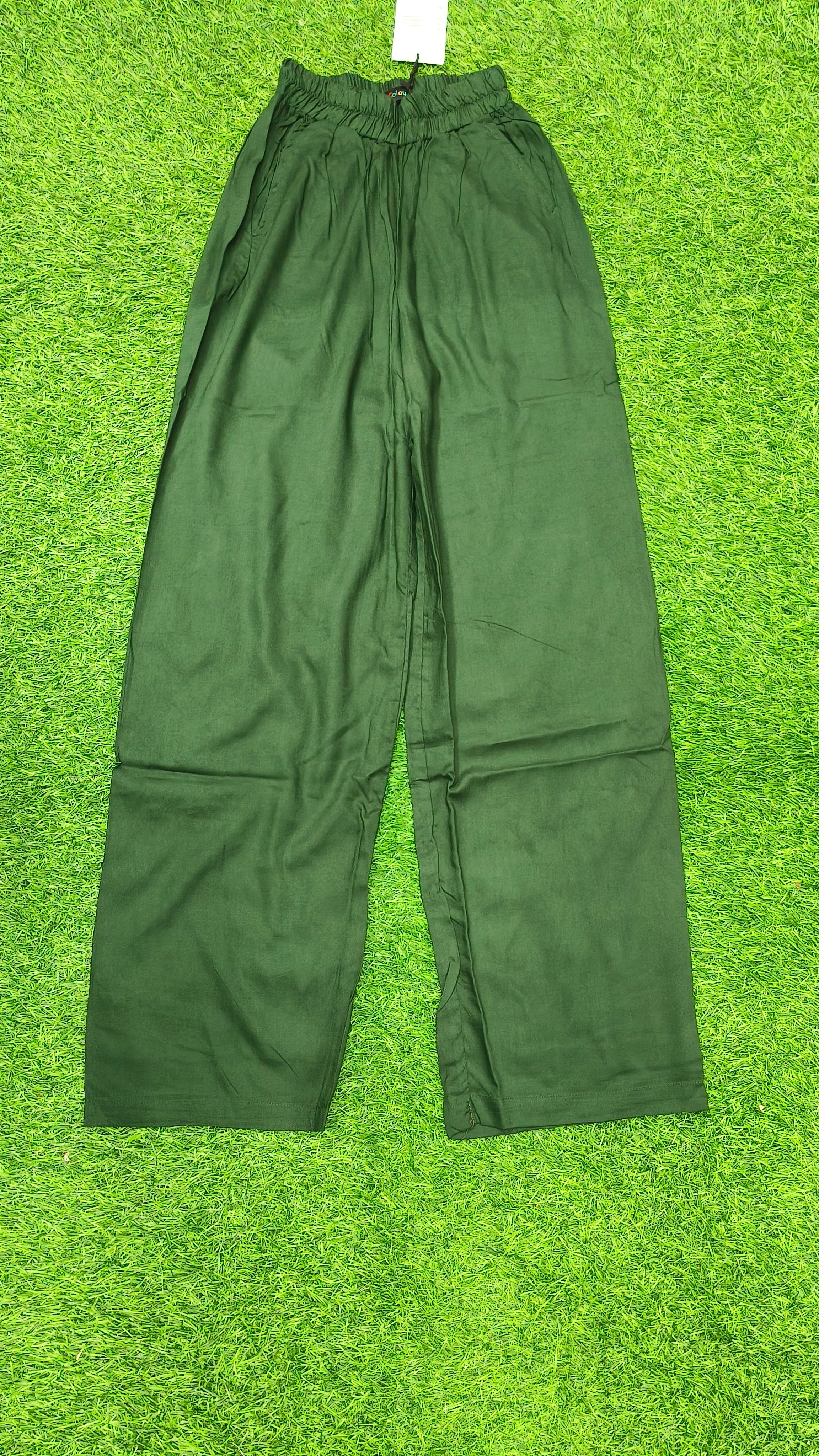 Bottle Green Solid Wide-Leg Palazzo with Pockets
