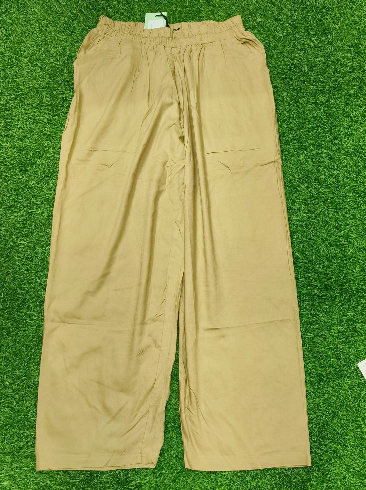 Cream Solid Wide-Leg Palazzo with Pockets