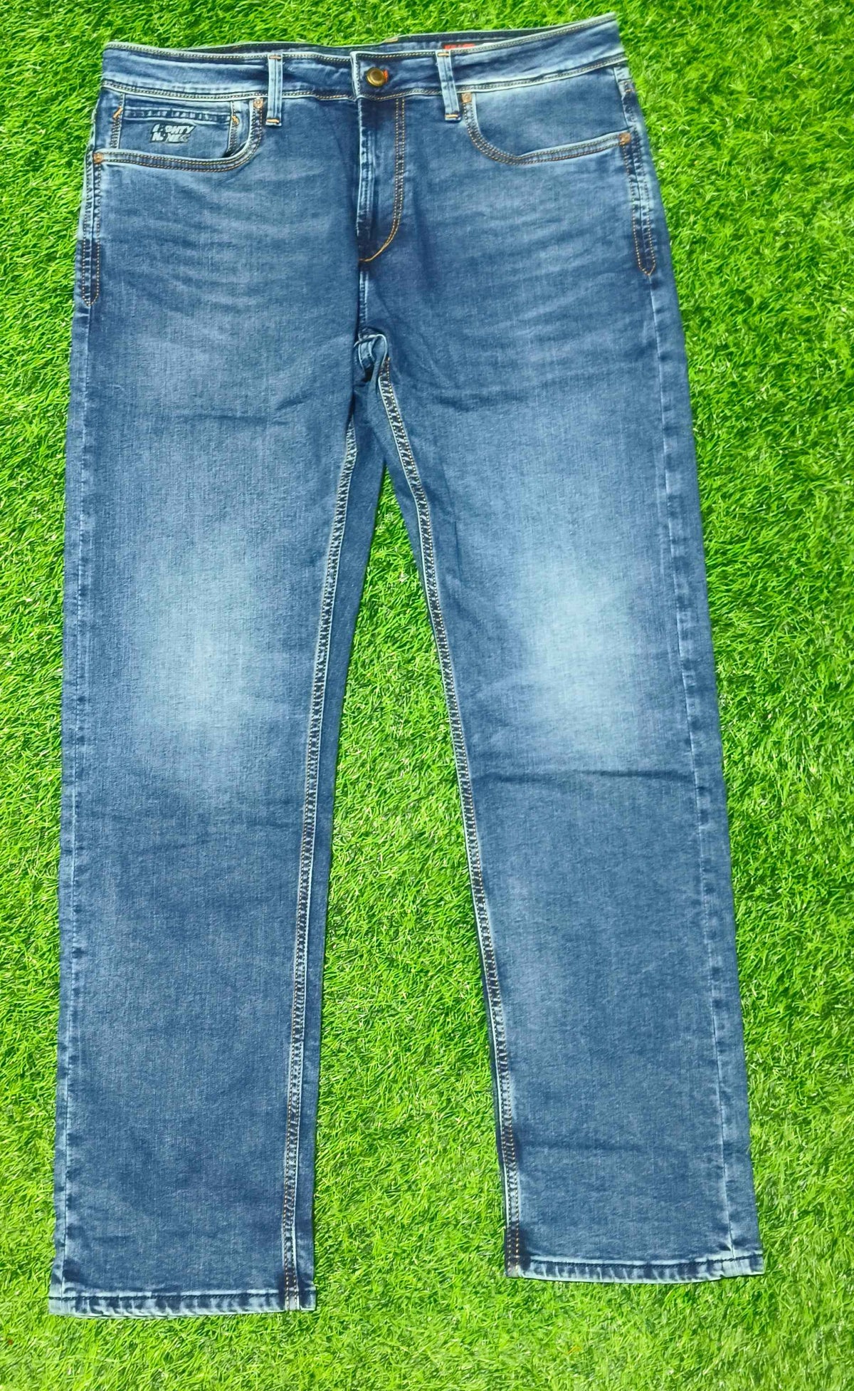 Men’s Blue Washed Straight Fit Jeans