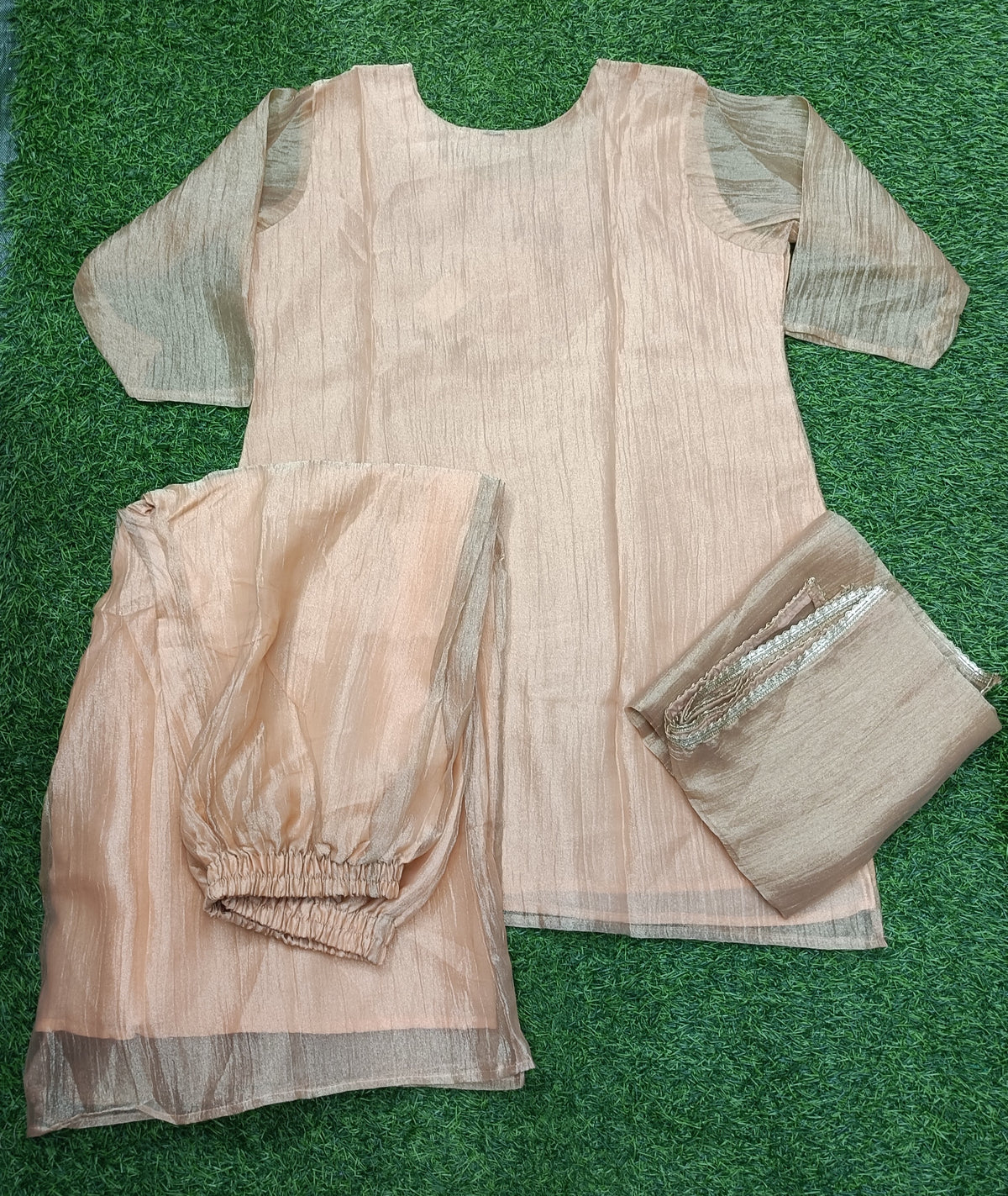 Women’s Peach Embellished 3-Piece Roman glass Kurti Set