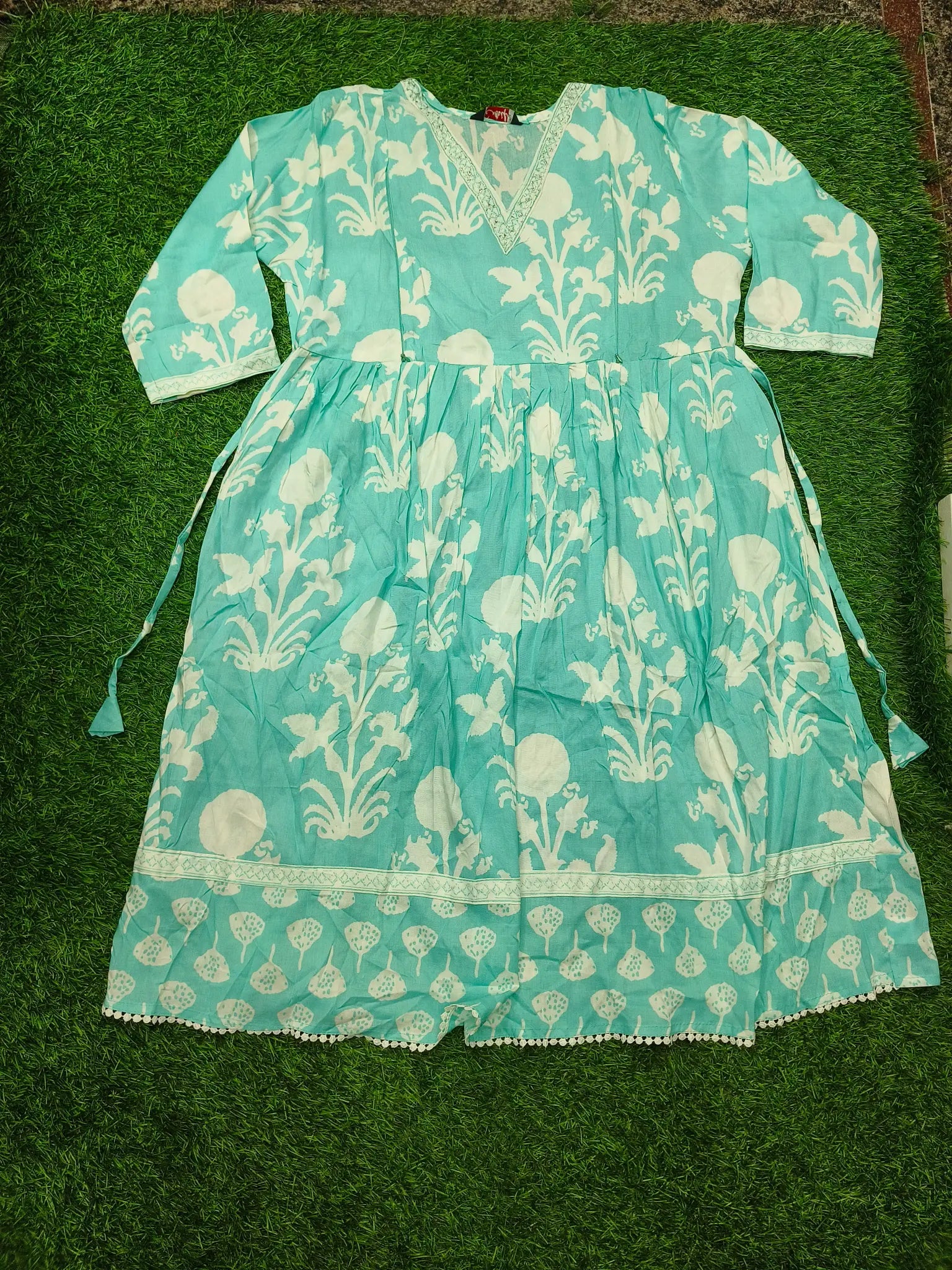 Women's Floral Print Maternity Feeding Top with Concealed Zip and embroidery work