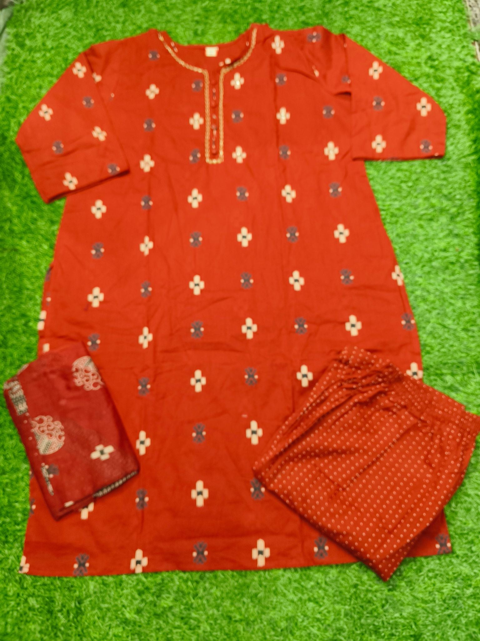 Women's Maroon Red 3-Piece Kurti Set with Piping Neckline and Fabric Button Design