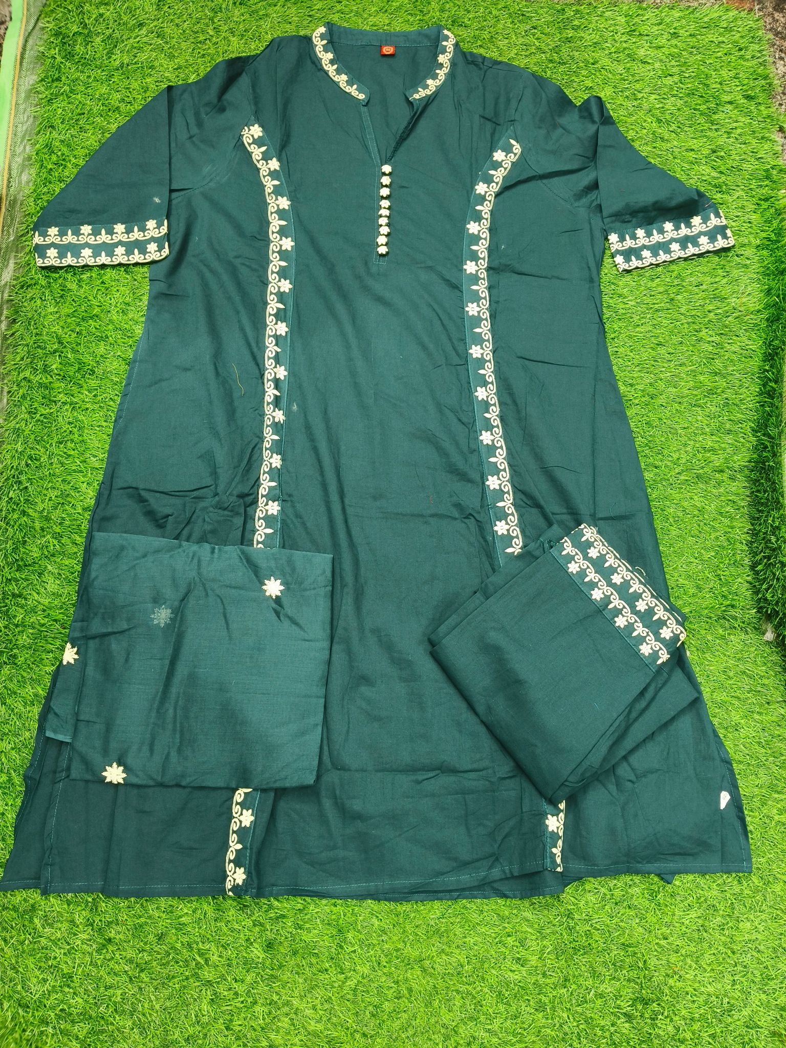 Women's 2-Piece Straight Kurti with Embellished V-Slit Neck and Mandarin Collar