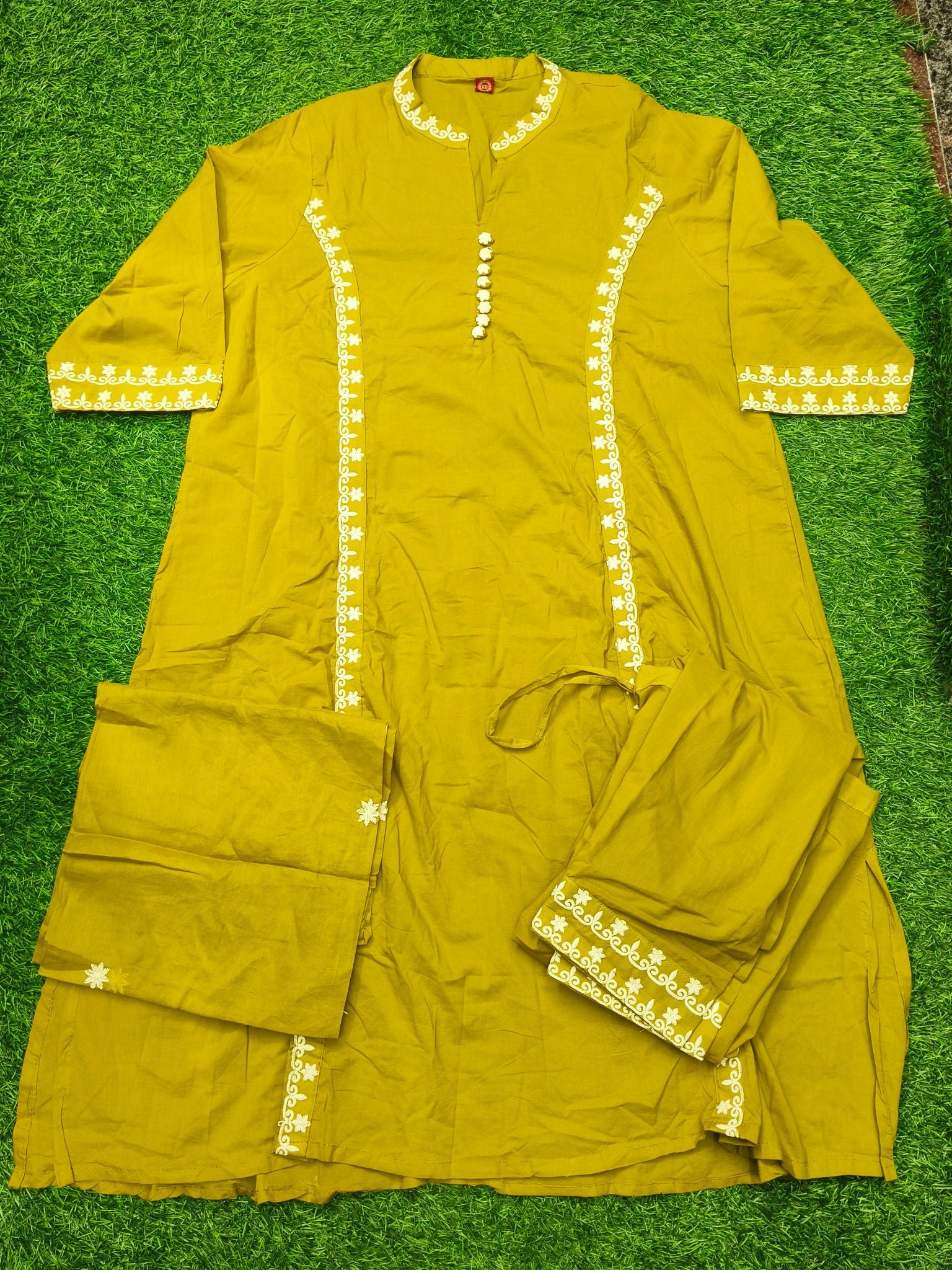 Women's Designer Olive Green 3-Piece  Kurti Set with Mandarin Collar and Fabric Buttons