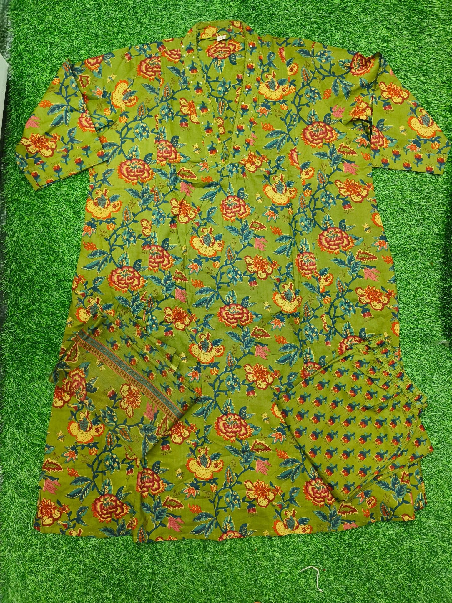 Women's Green Flared Umbrella 3-Piece Kurti Set with 3/4 Sleeves