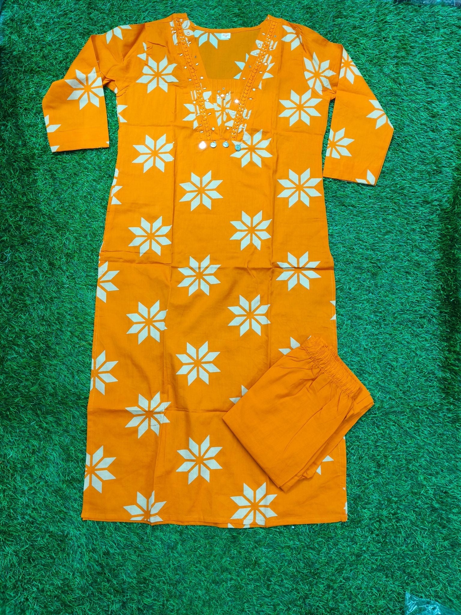 Women's Elegant Orange 3/4 Sleeve 2-Piece Kurti with Decorative Lace