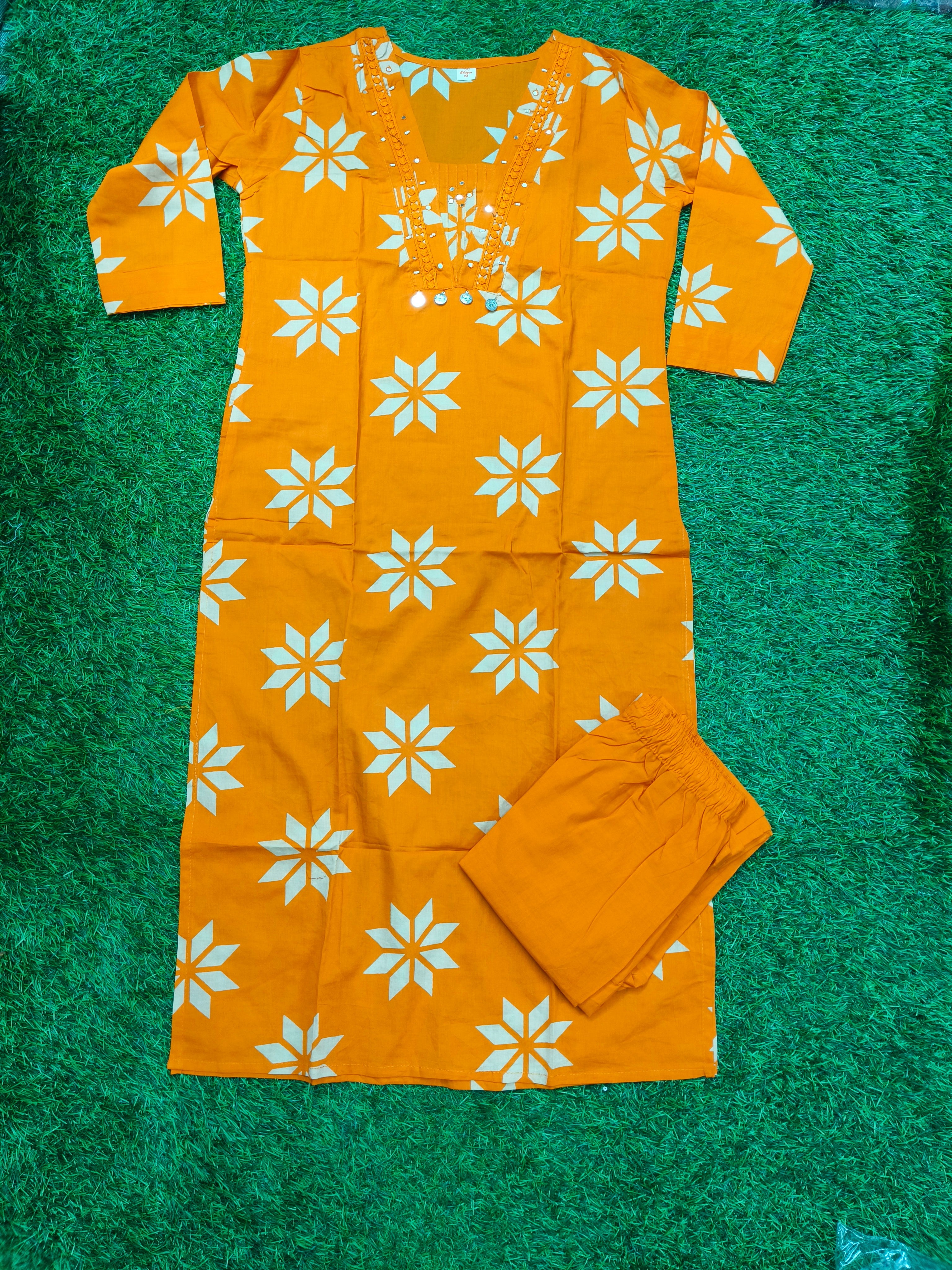 Women's Elegant Orange 3/4 Sleeve 2-Piece Kurti with Decorative Lace