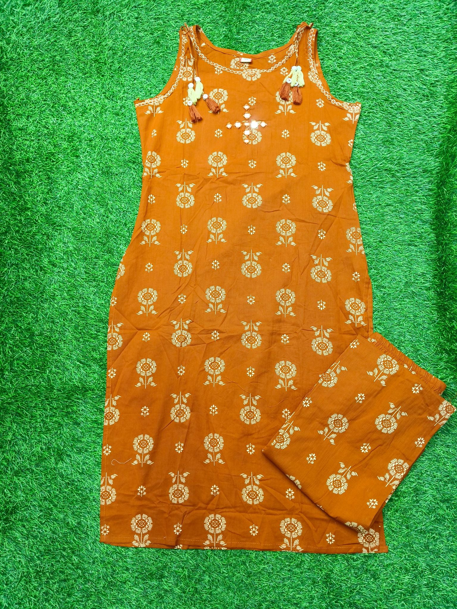 Women's Rust Orange Sleeveless 2-Piece Kurti with Floral Print and Decorative Neckline