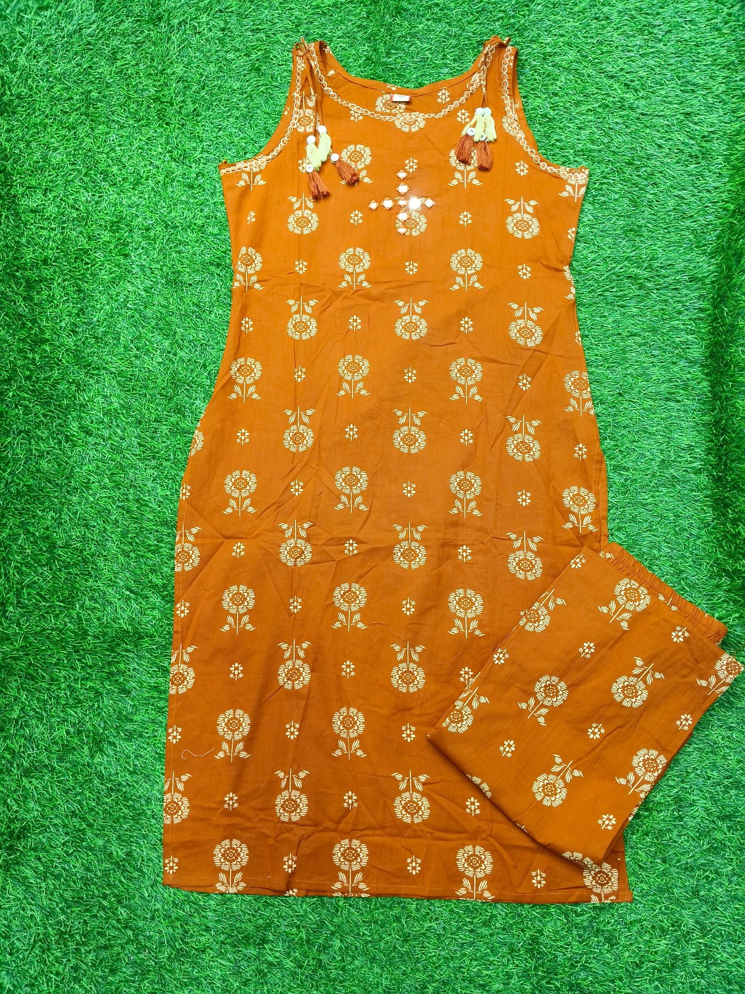 Women's Rust Orange Sleeveless 2-Piece Kurti with Floral Print and Decorative Neckline