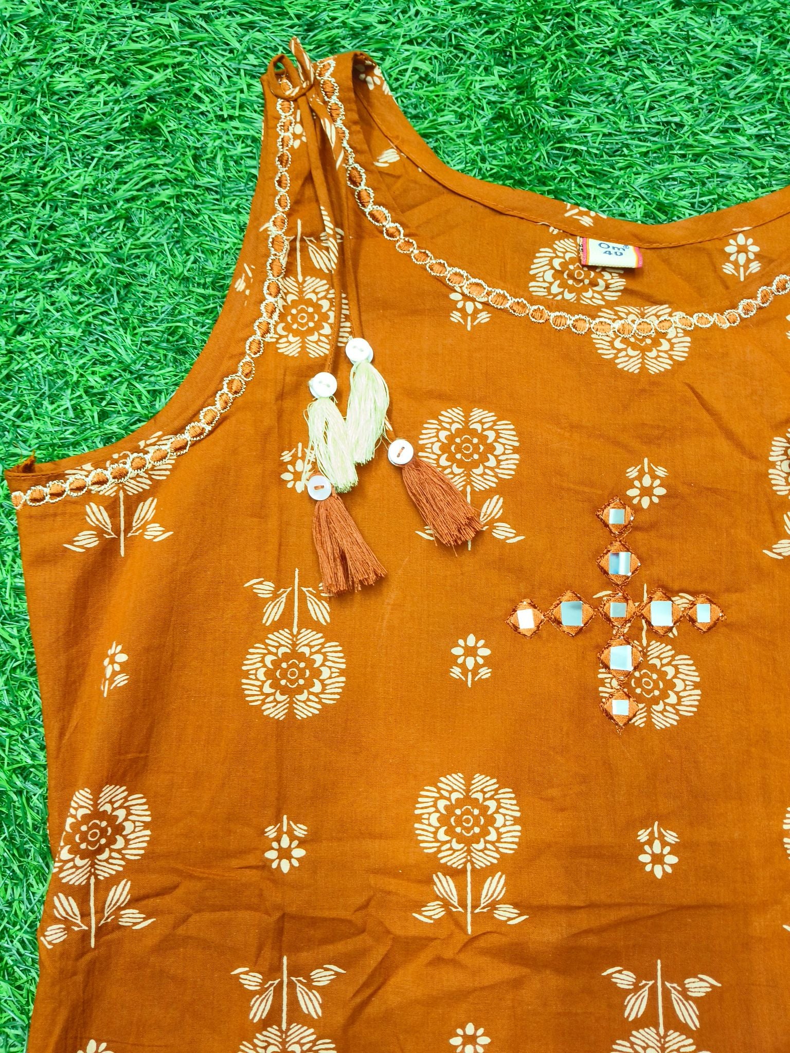 Women's Rust Orange Sleeveless 2-Piece Kurti with Floral Print and Decorative Neckline