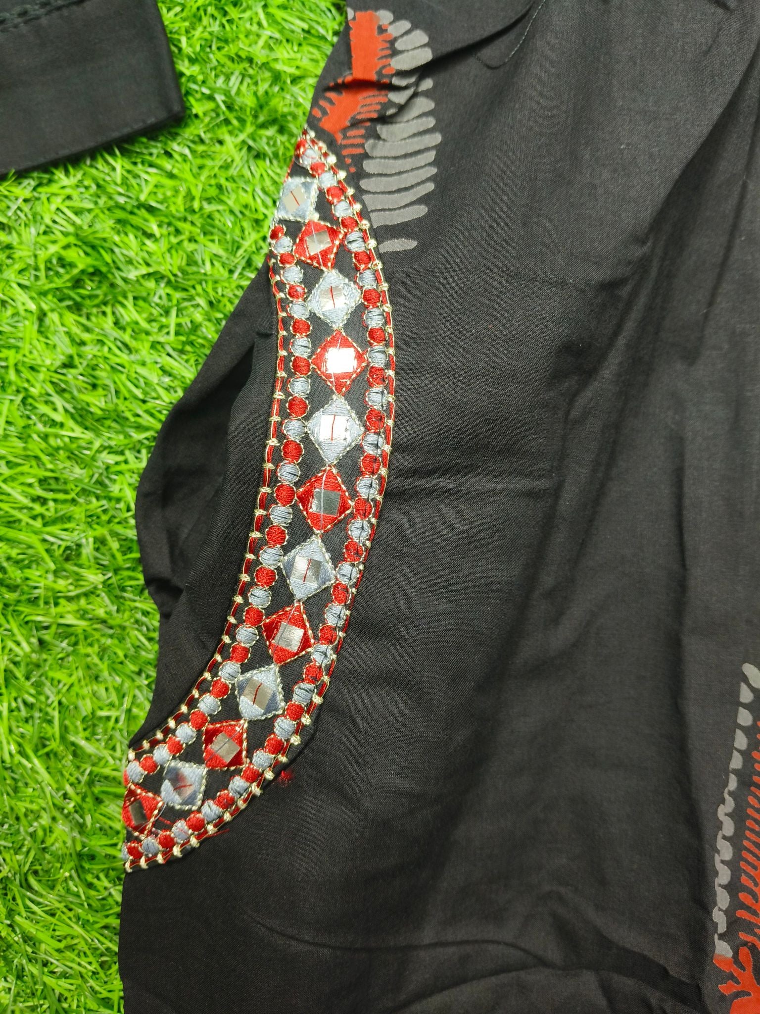Women's Black 2-Piece Kurti with Red and Silver Mirror Work Neckline and 3/4 Sleeves