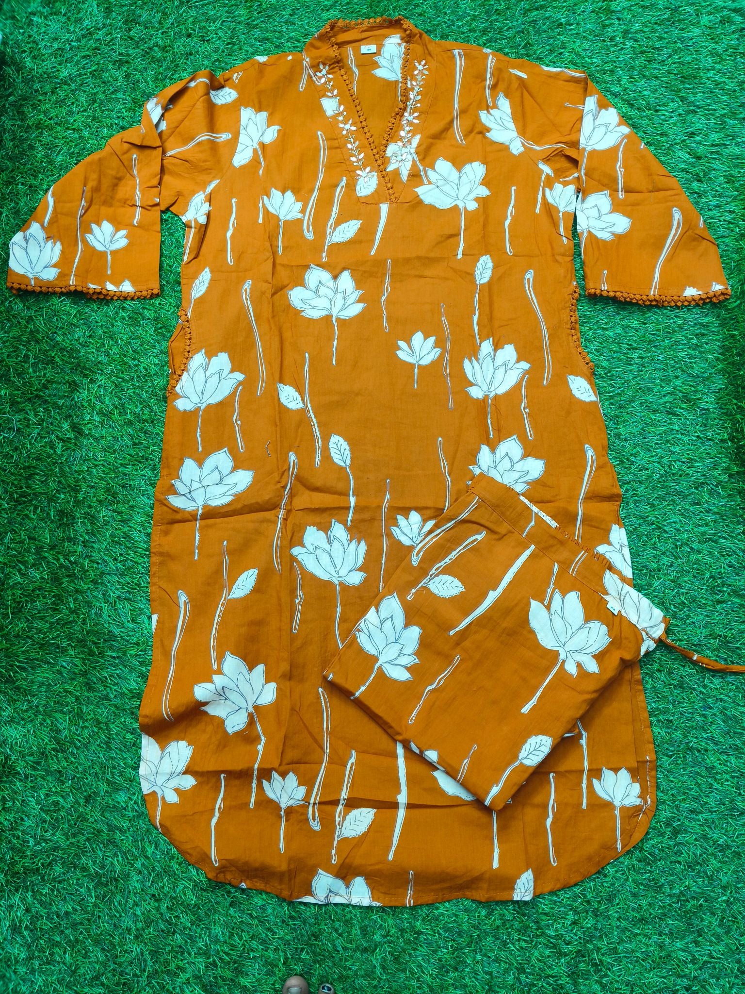 Women's Rust Brown 3/4 Sleeve 2-Piece  Kurti with Floral Vine Embroidered Neckline