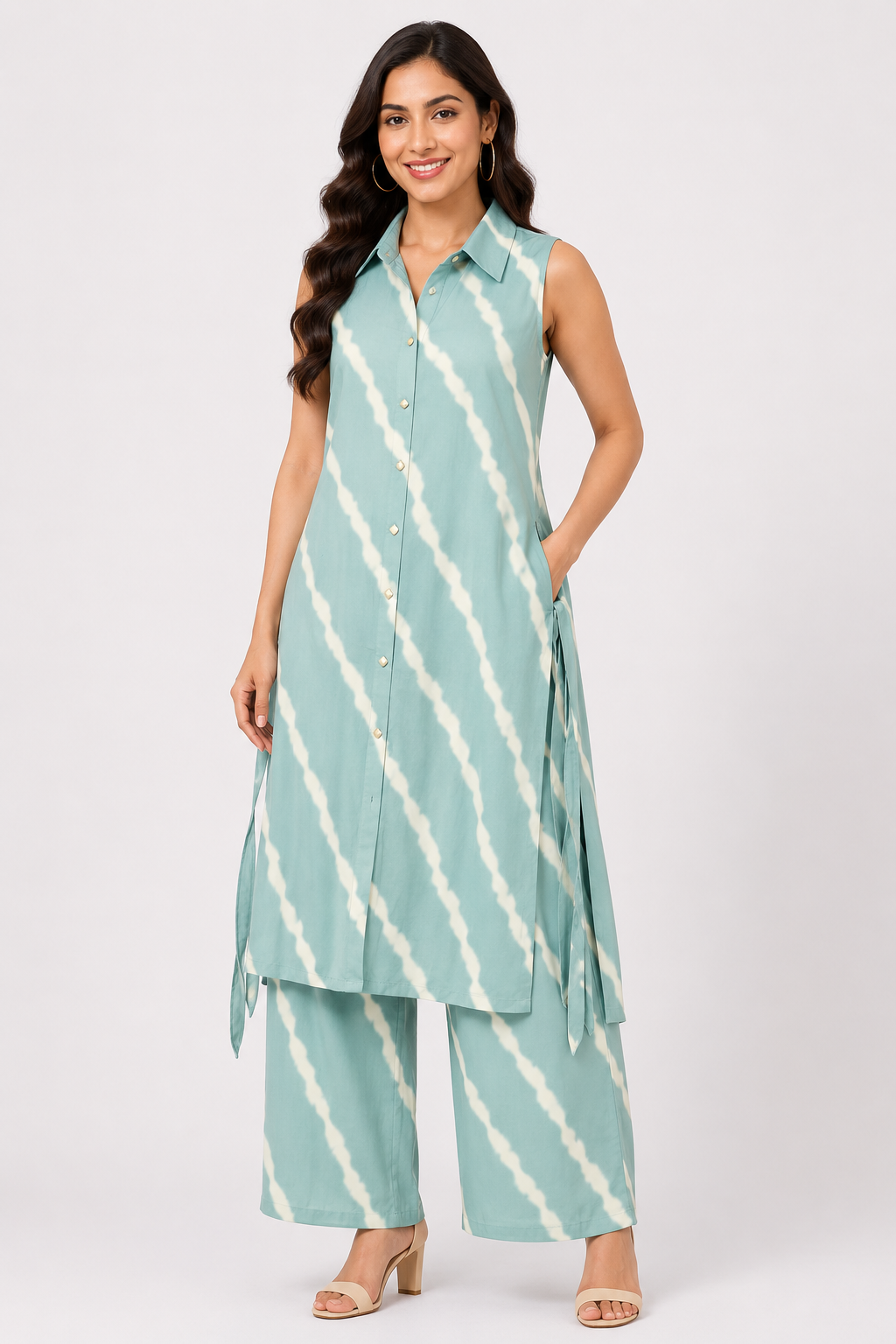 Women's Greenish Blue Sleeveless Kurti Co-Ord Set with Spread Collar Design