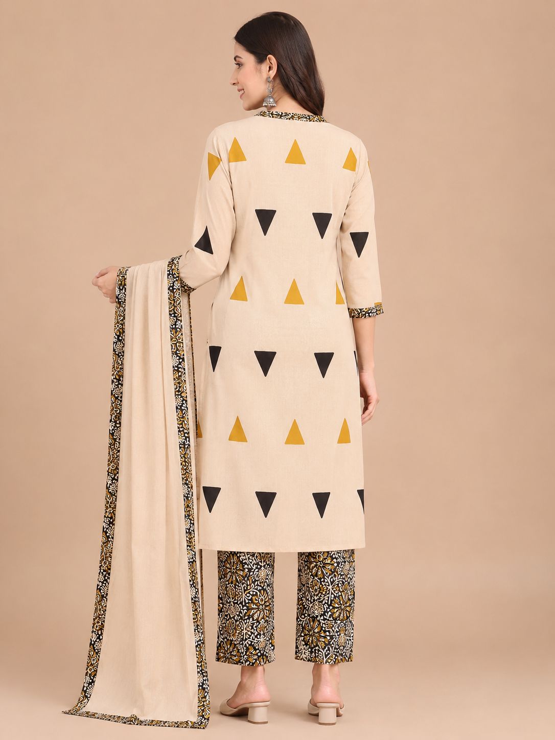 Women's Designer Cream 3-Piece Kurti Set with Printed V-Neck and 3/4 Sleeves