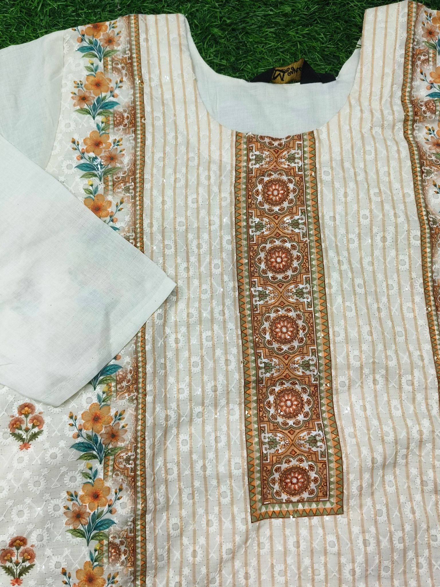 Women's Cream Ethnic 3-Piece Kurti Set with Floral Print and 3/4 Sleeves