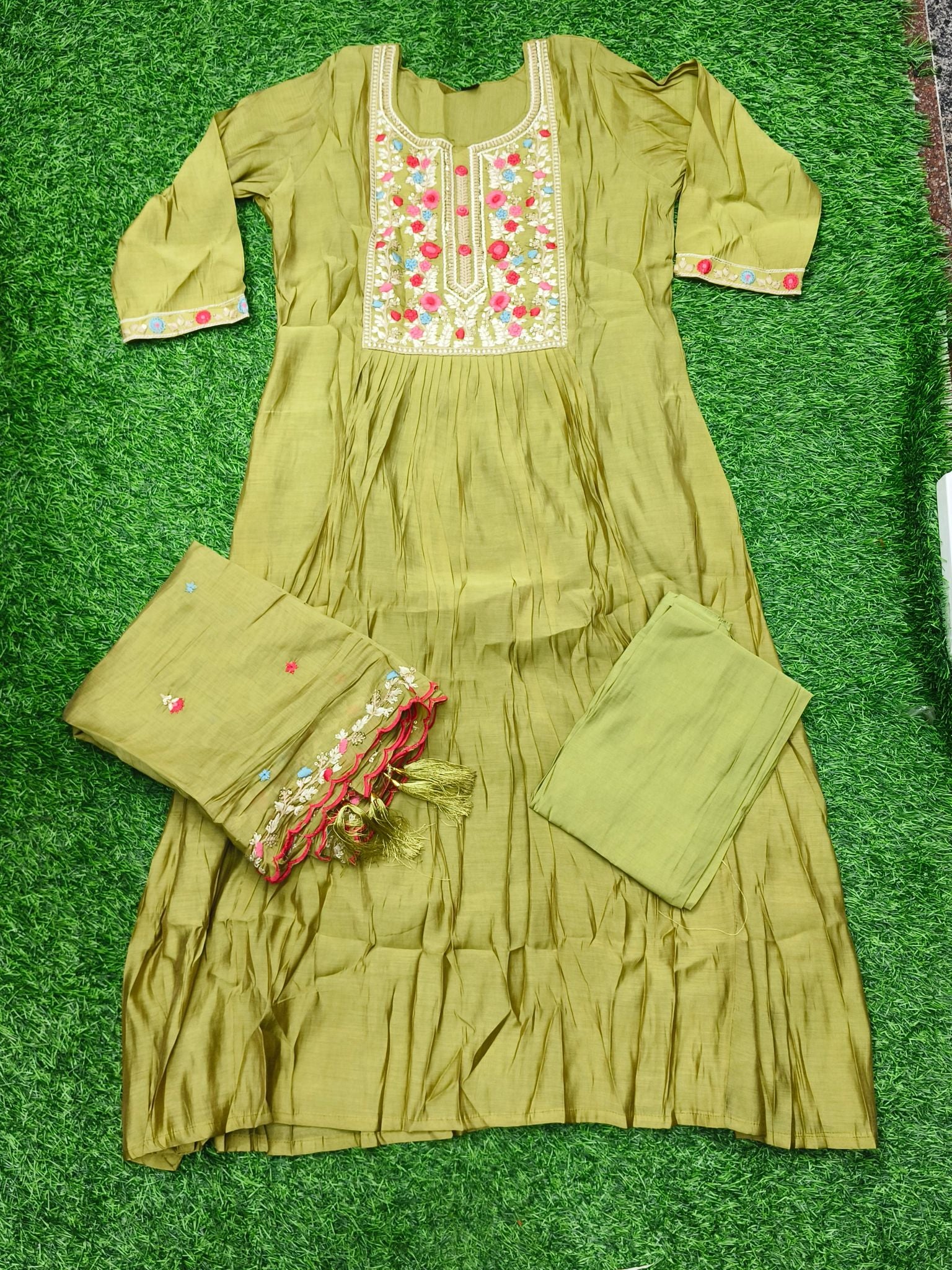 Women's Olive Green 3-Piece Flared Umbrella Kurti Set with 3/4 Sleeves