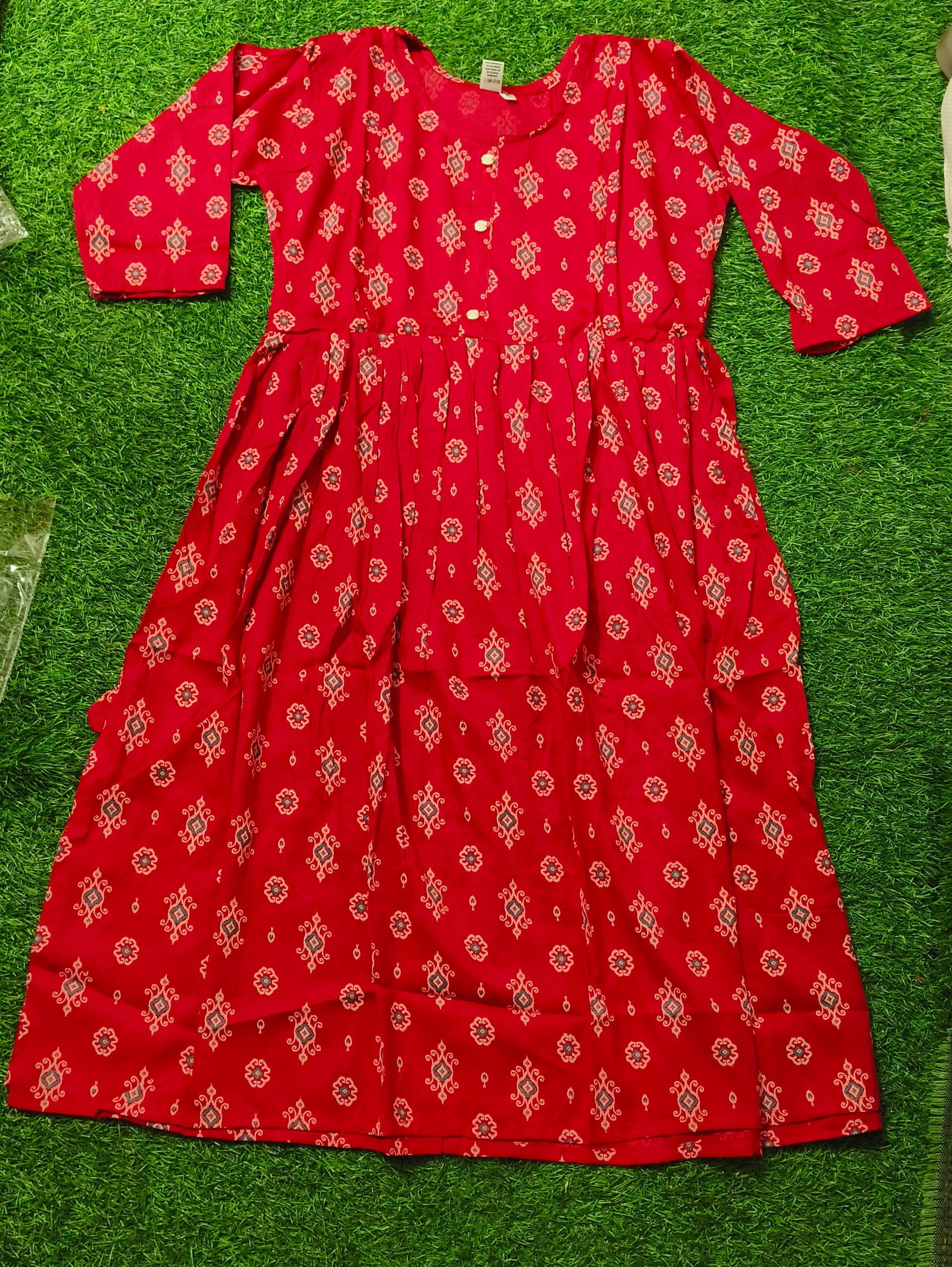 Heavy Two-Tone Print Rose and cream Rayon Feeding Kurti with Adjustable Waist Tie