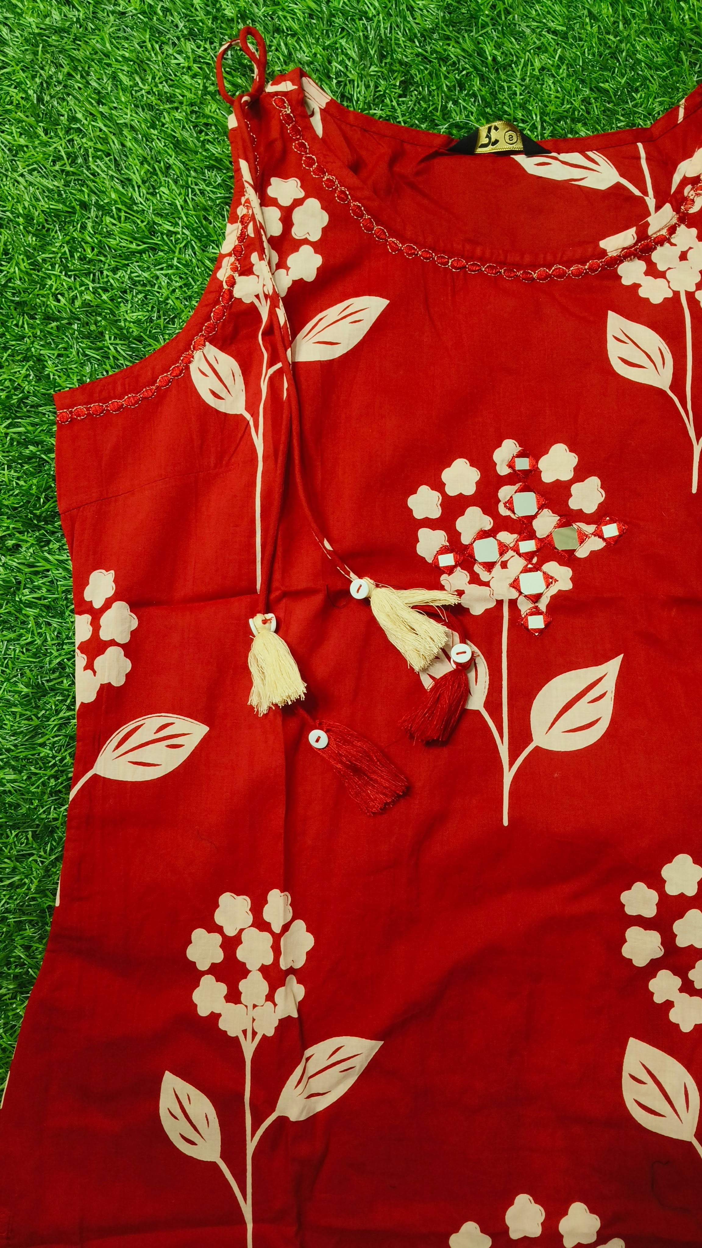 Vibrant Red and Off-White Floral Print Cotton 2-Piece Kurti Set