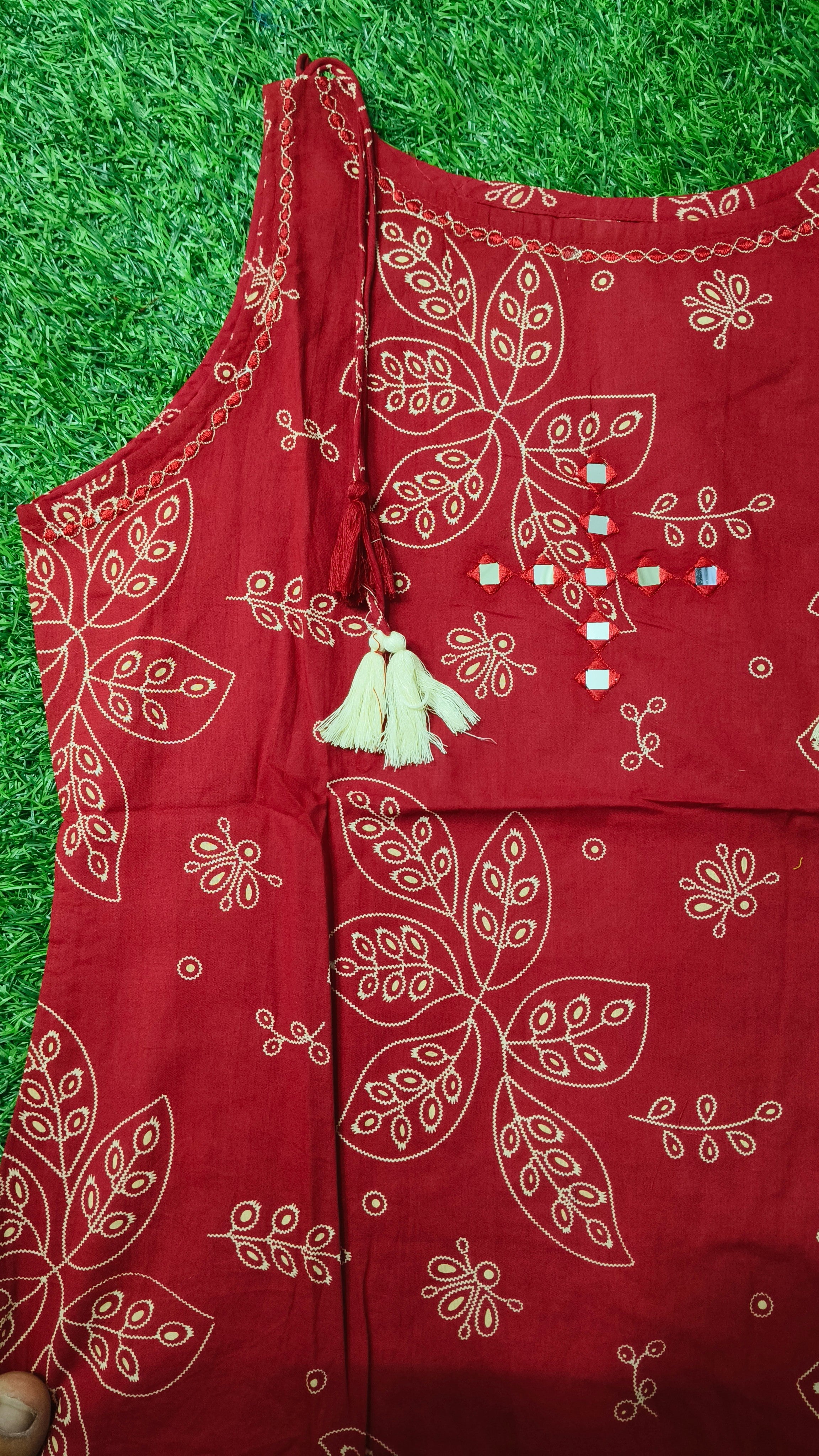 Elegant Maroon and Off-White Leaf Print Sleeveless Cotton 2-Piece Kurti Set