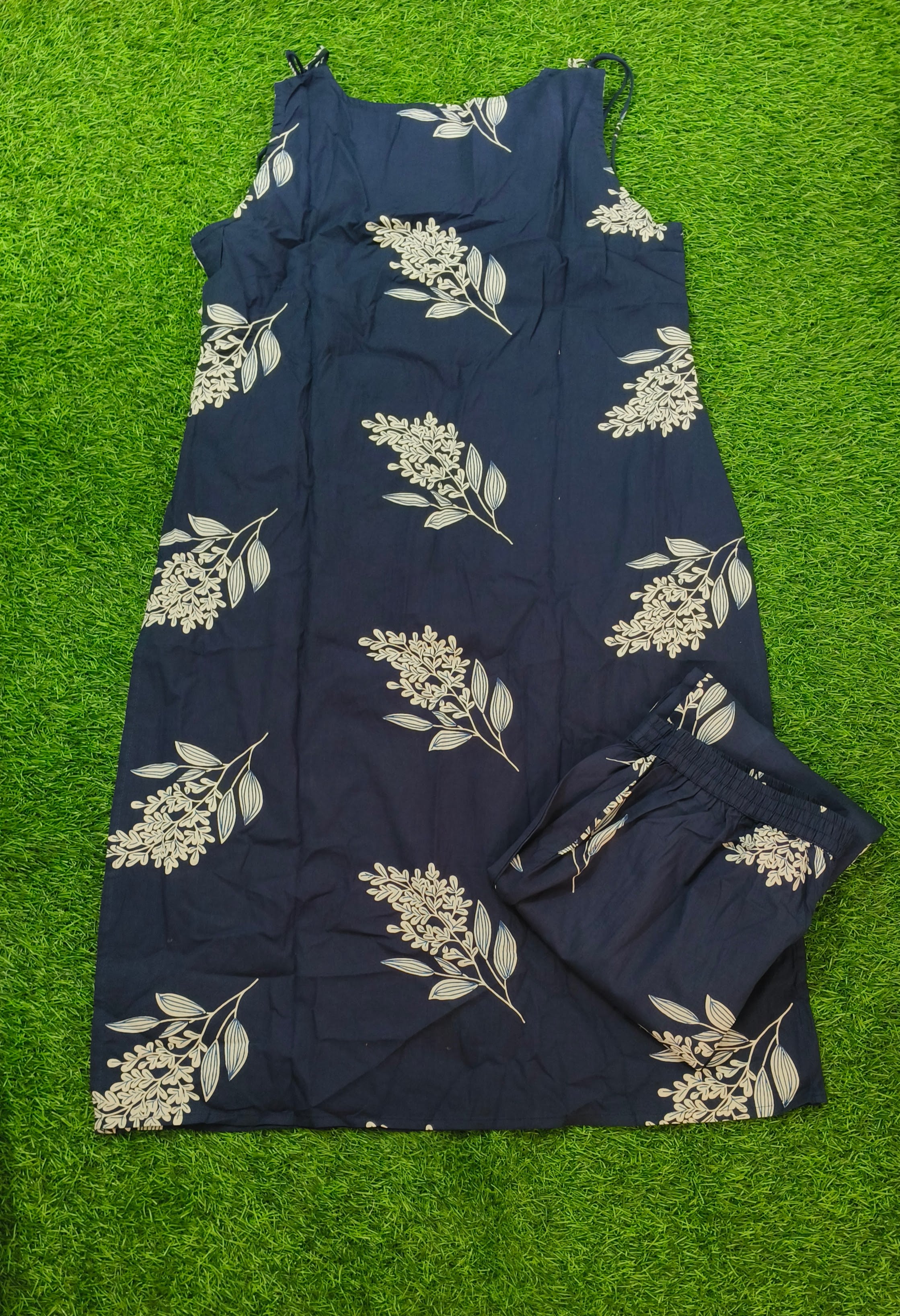 Elegant Navy Blue and Off-White Floral Print Cotton 2-Piece Co-ord Set