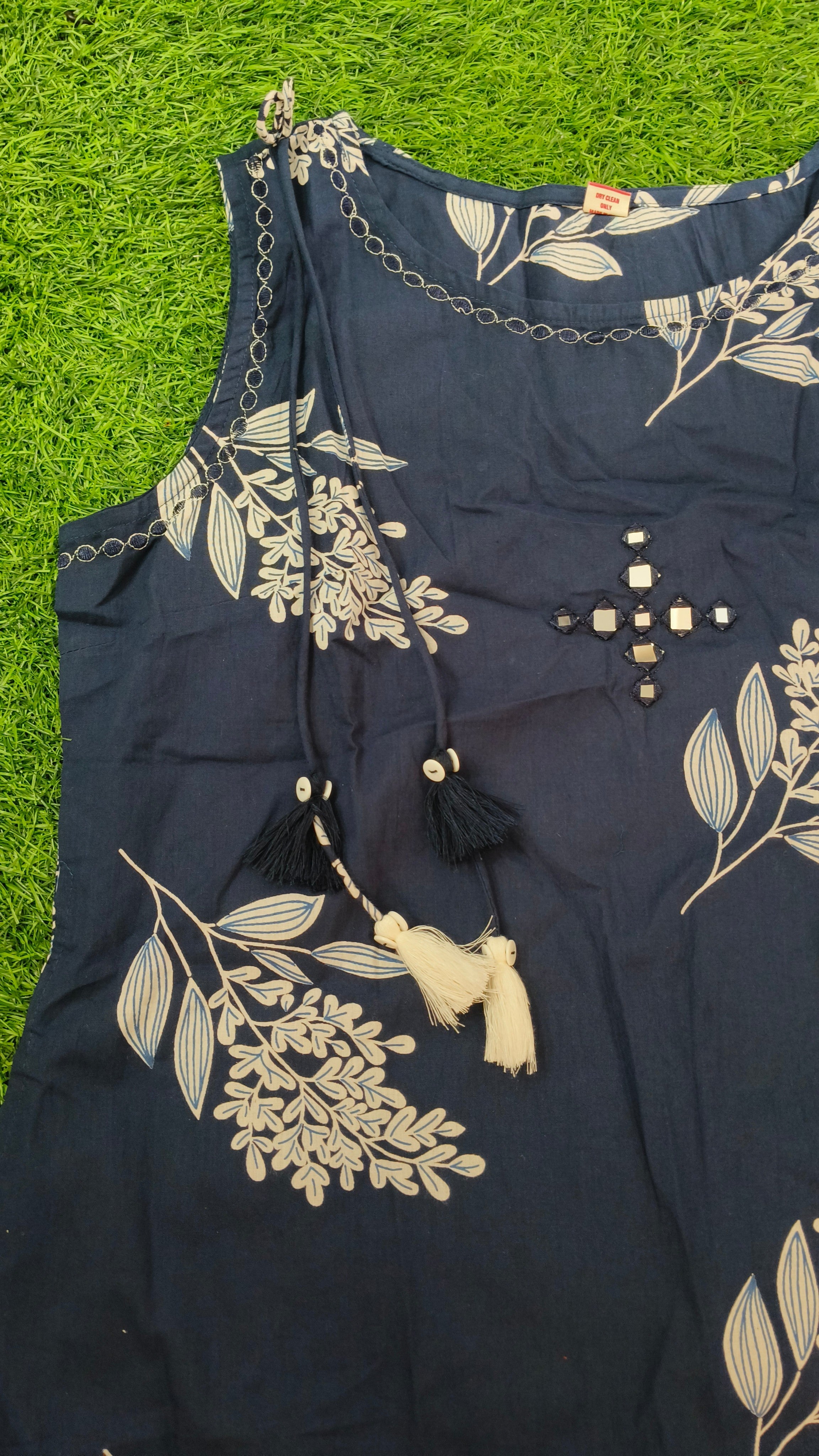 Elegant Navy Blue and Off-White Floral Print Cotton 2-Piece Co-ord Set