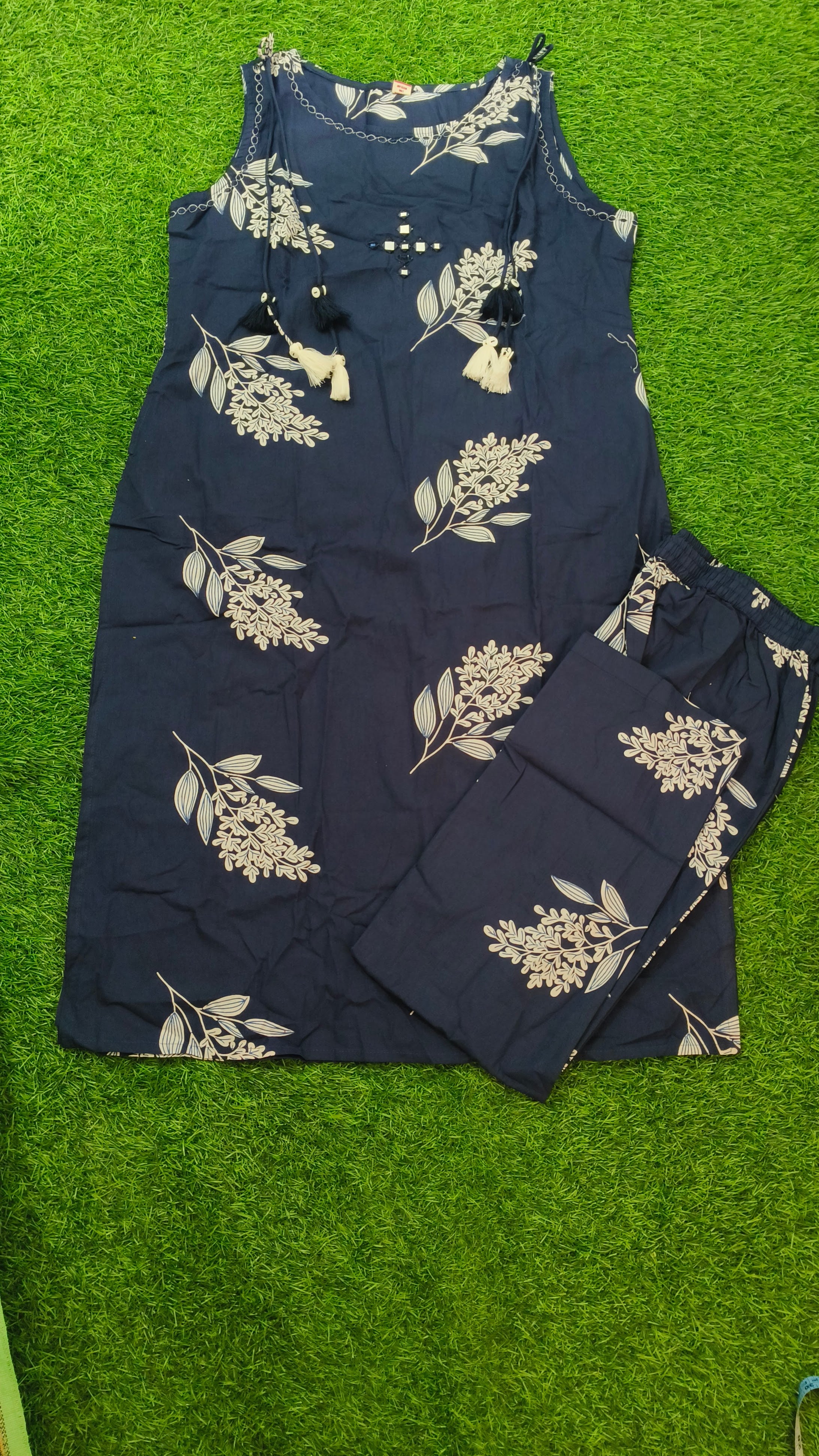 Elegant Navy Blue and Off-White Floral Print Cotton 2-Piece Co-ord Set