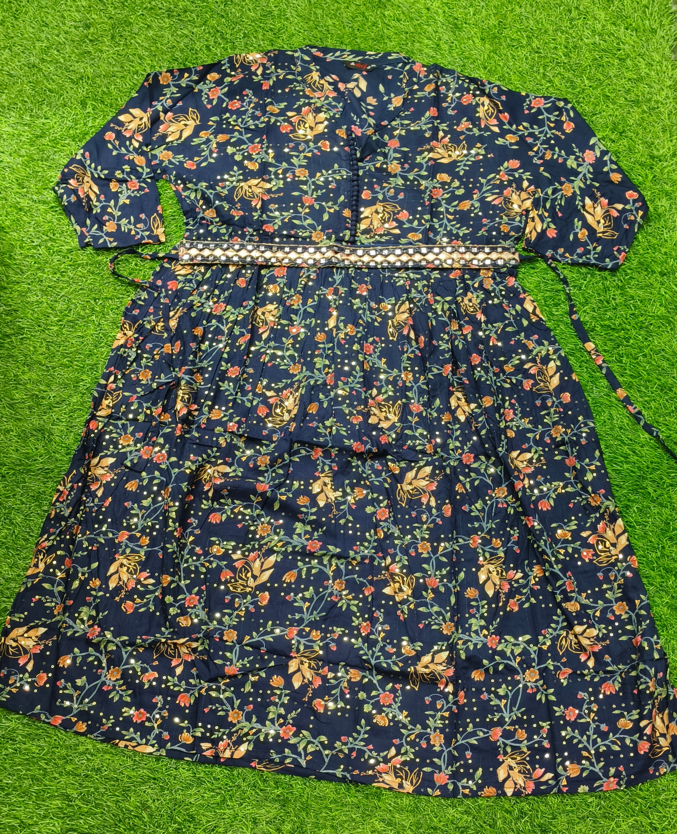 Elegant Dark green Floral Print Single Piece Kurti with Waist Tie