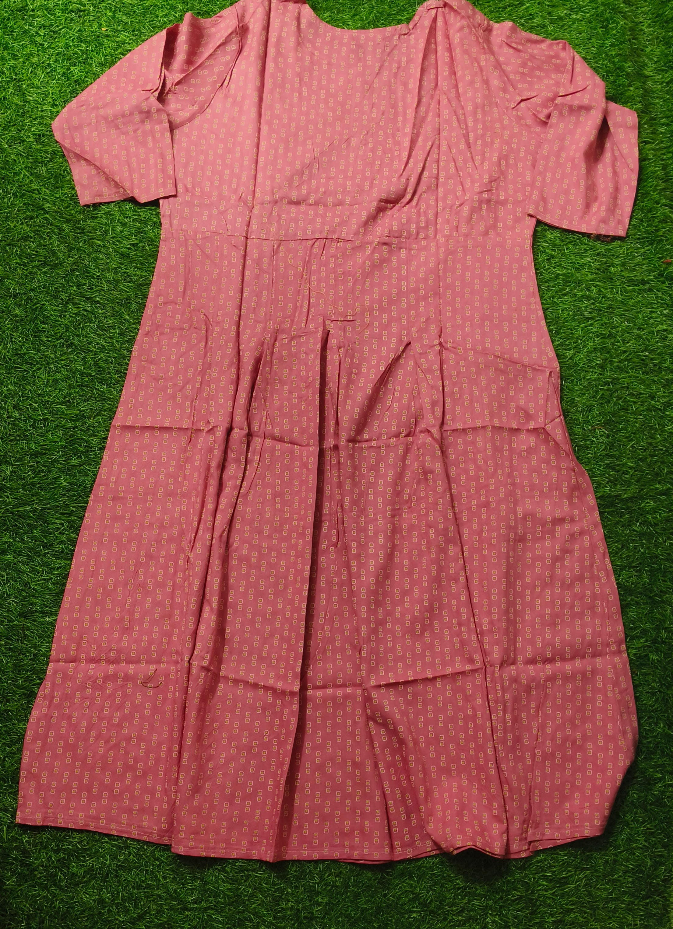Elegant Pink Geometric Print Single Piece Kurti with Front Buttons