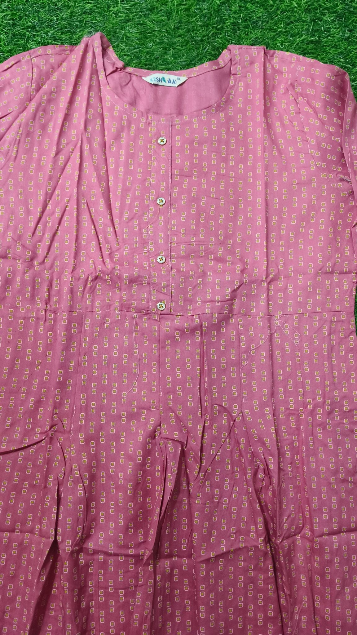 Elegant Pink Geometric Print Single Piece Kurti with Front Buttons