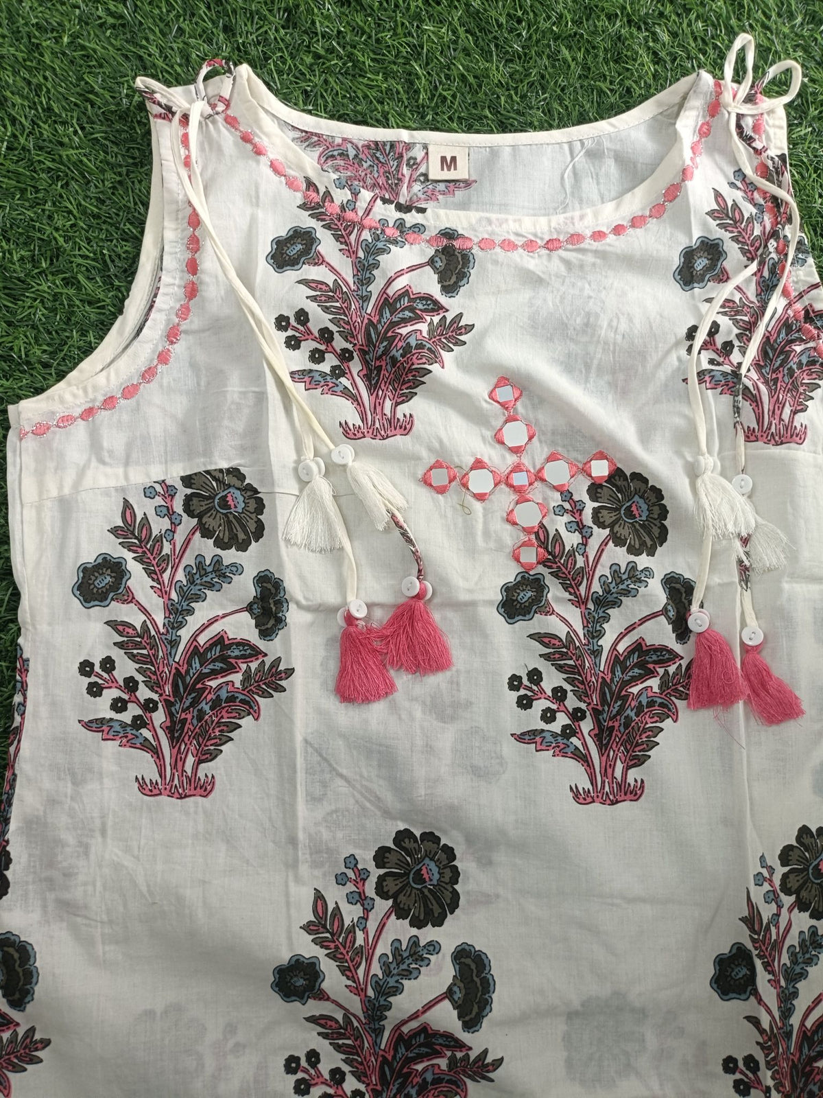 Elegant Off-White Block-Print Sleeveless 2-Piece Cotton Set