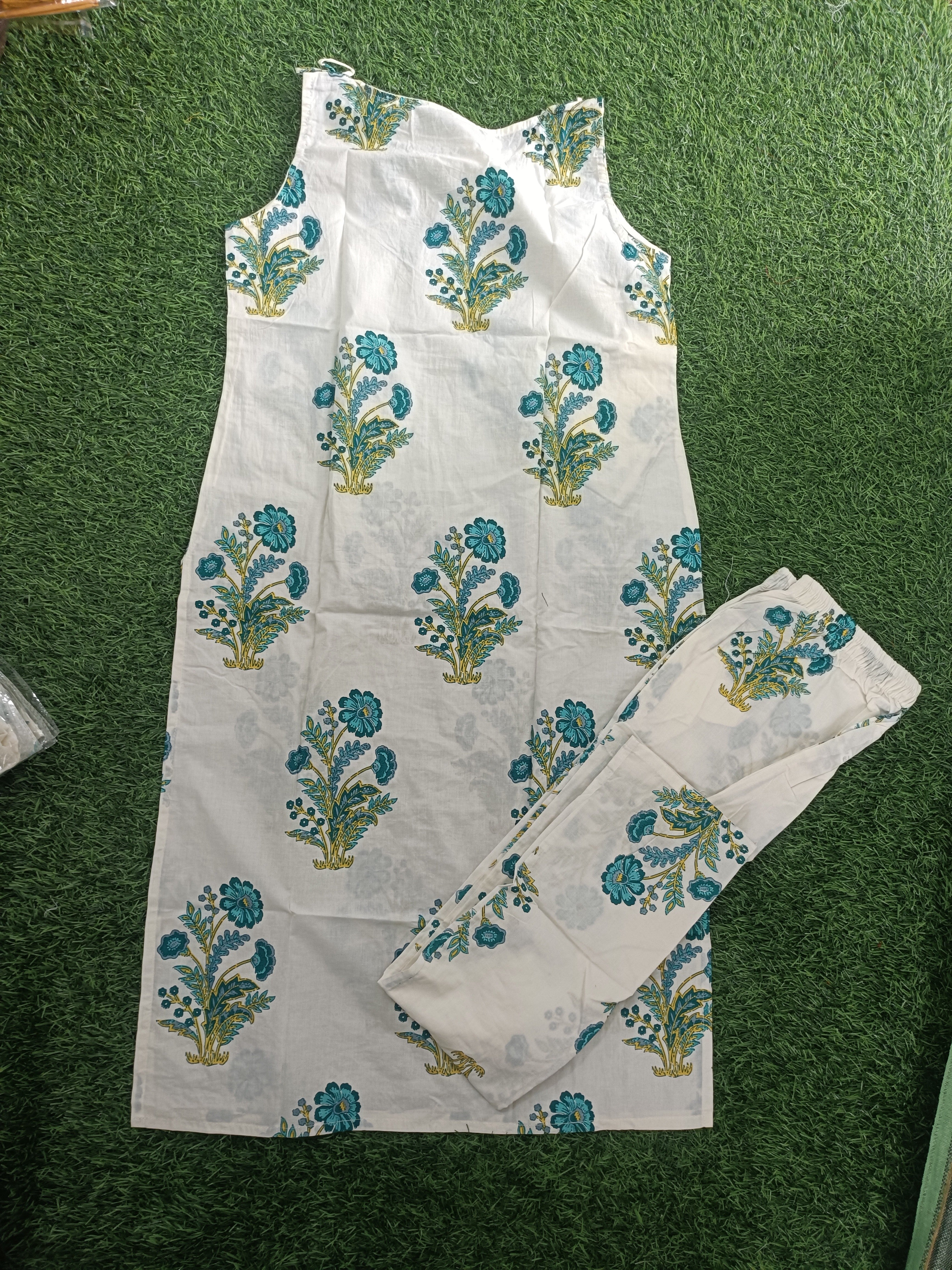Elegant White and Teal Green Floral Printed Sleeveless Cotton 2-Piece Set