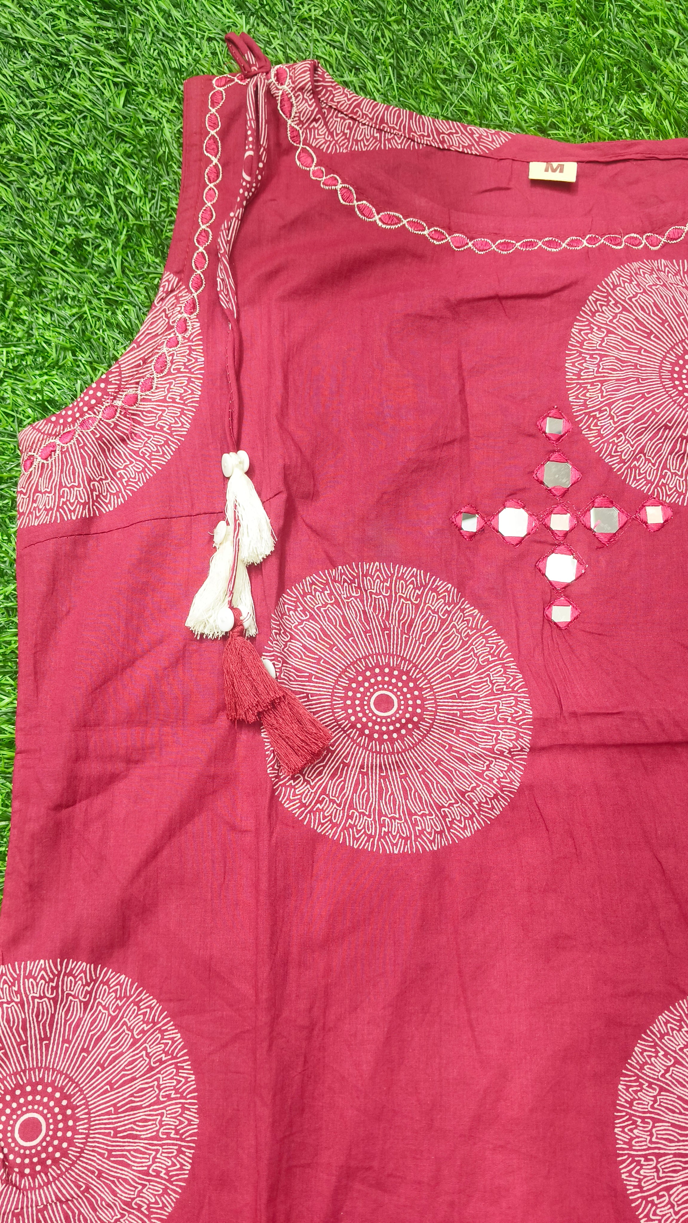 Vibrant Magenta and Off-White Circular Print Sleeveless Cotton 2-Piece Kurti Set
