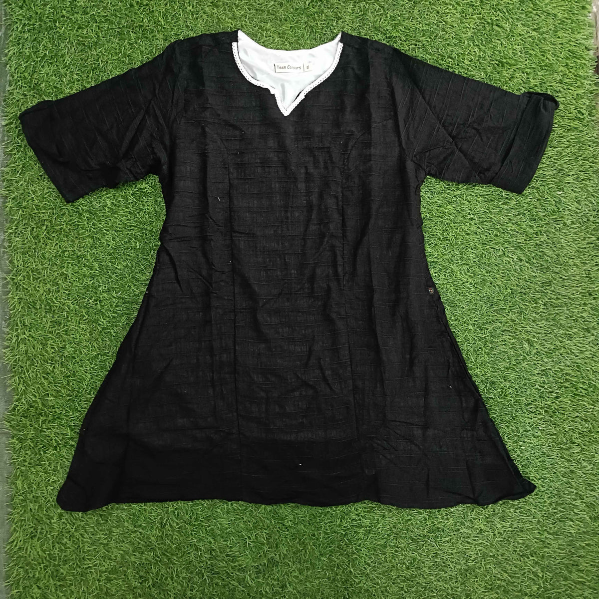 Women’s Black Textured A-Line Kurti with Lace Trim Notch Neck