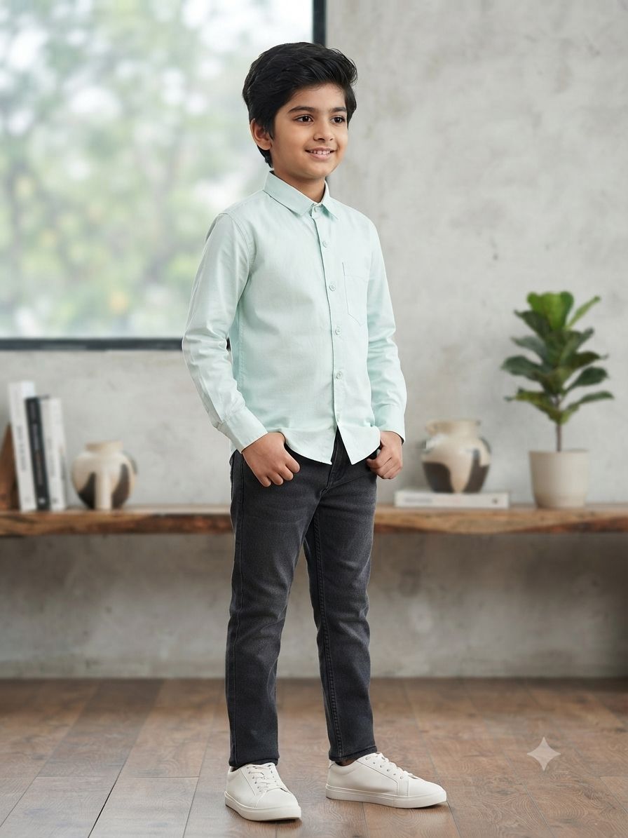 Boys Solid Long Sleeve Button Down Shirt (Light Green)