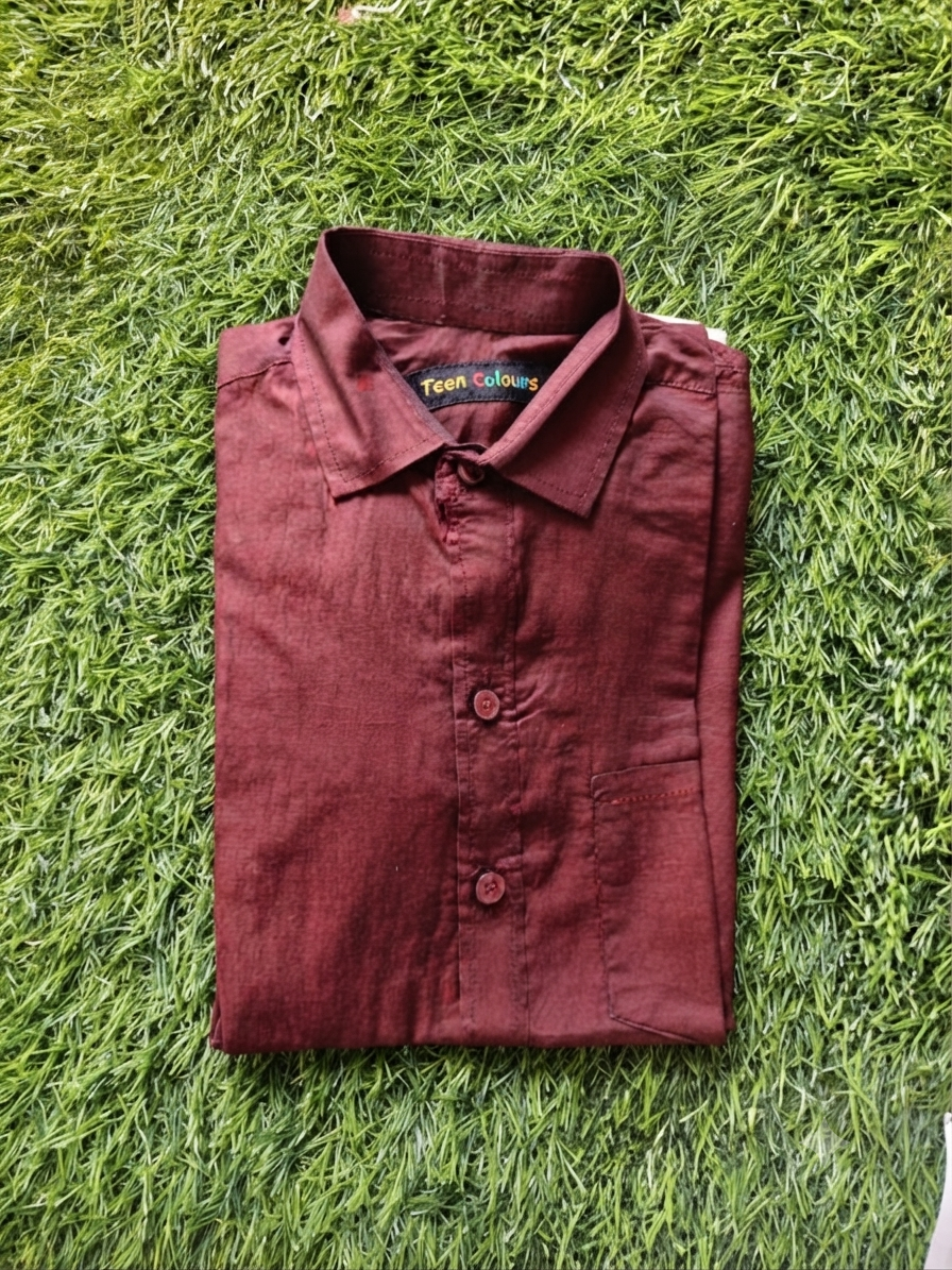 Boys Solid Long Sleeve Button Down Shirt (Maroon)