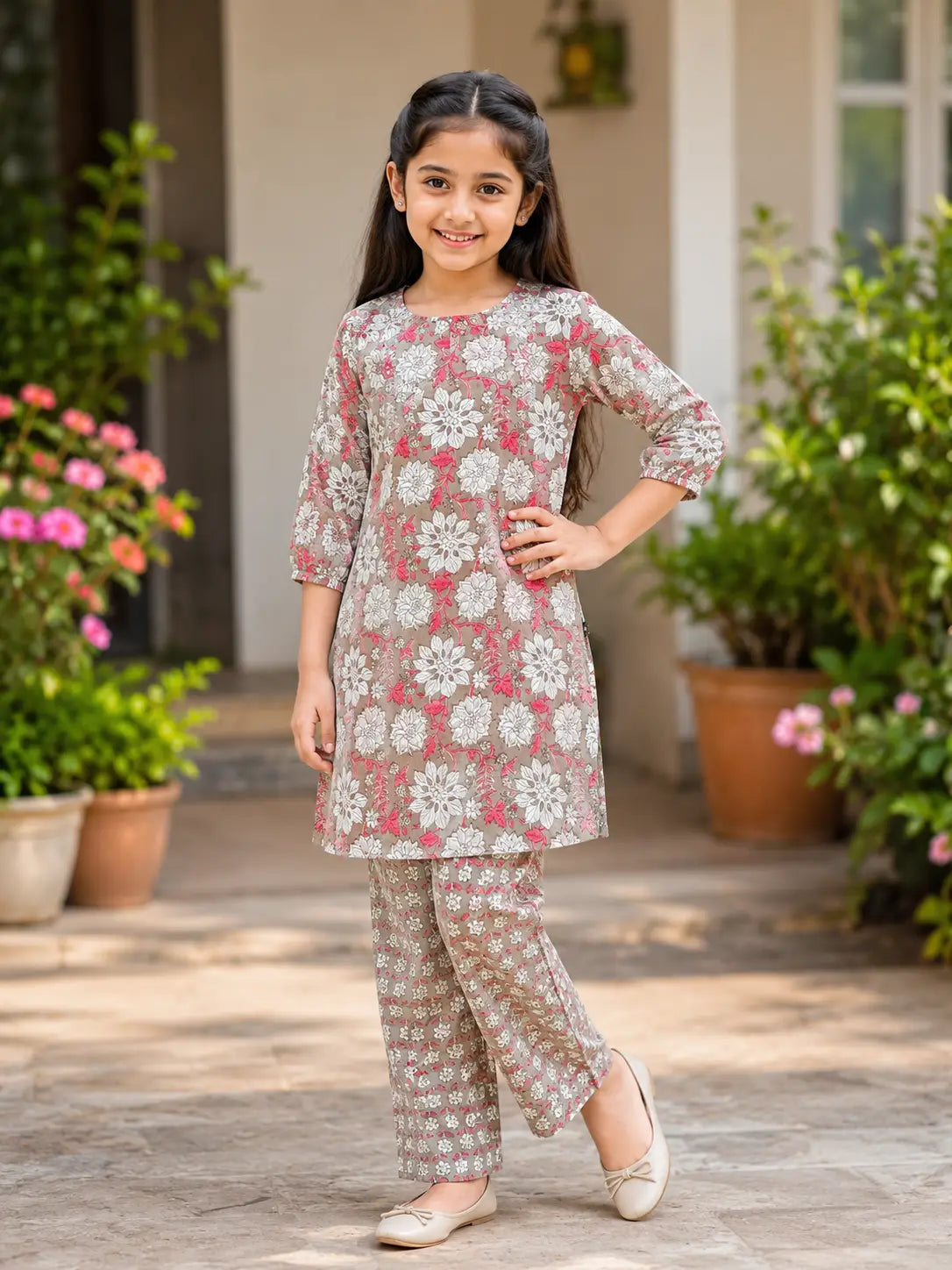 Girls Floral Printed Kurti & Pant  Set