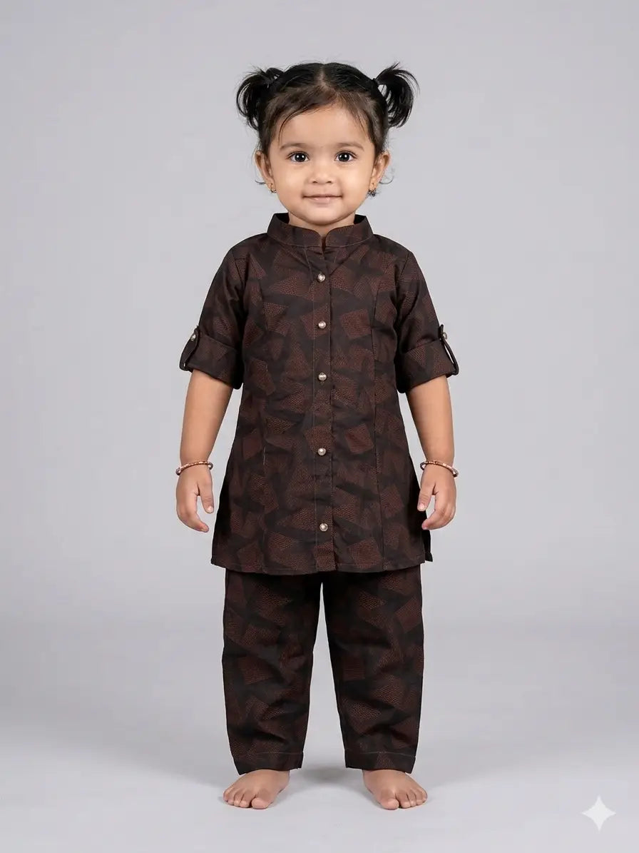 Girls Coffee Brown Geometric Printed  Set  kurthi & Pant