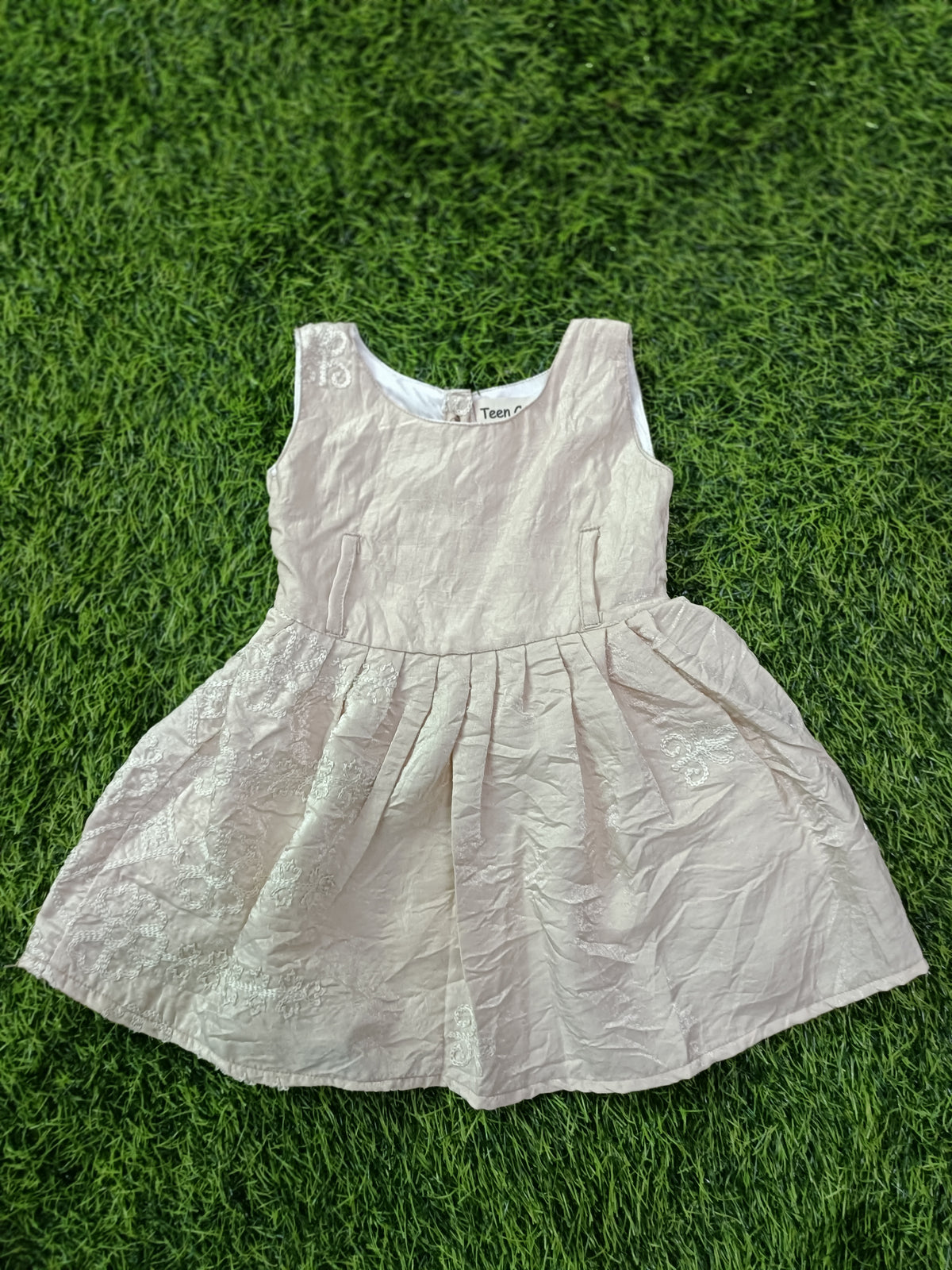 Girls’ Champagne Sleeveless Party Frock