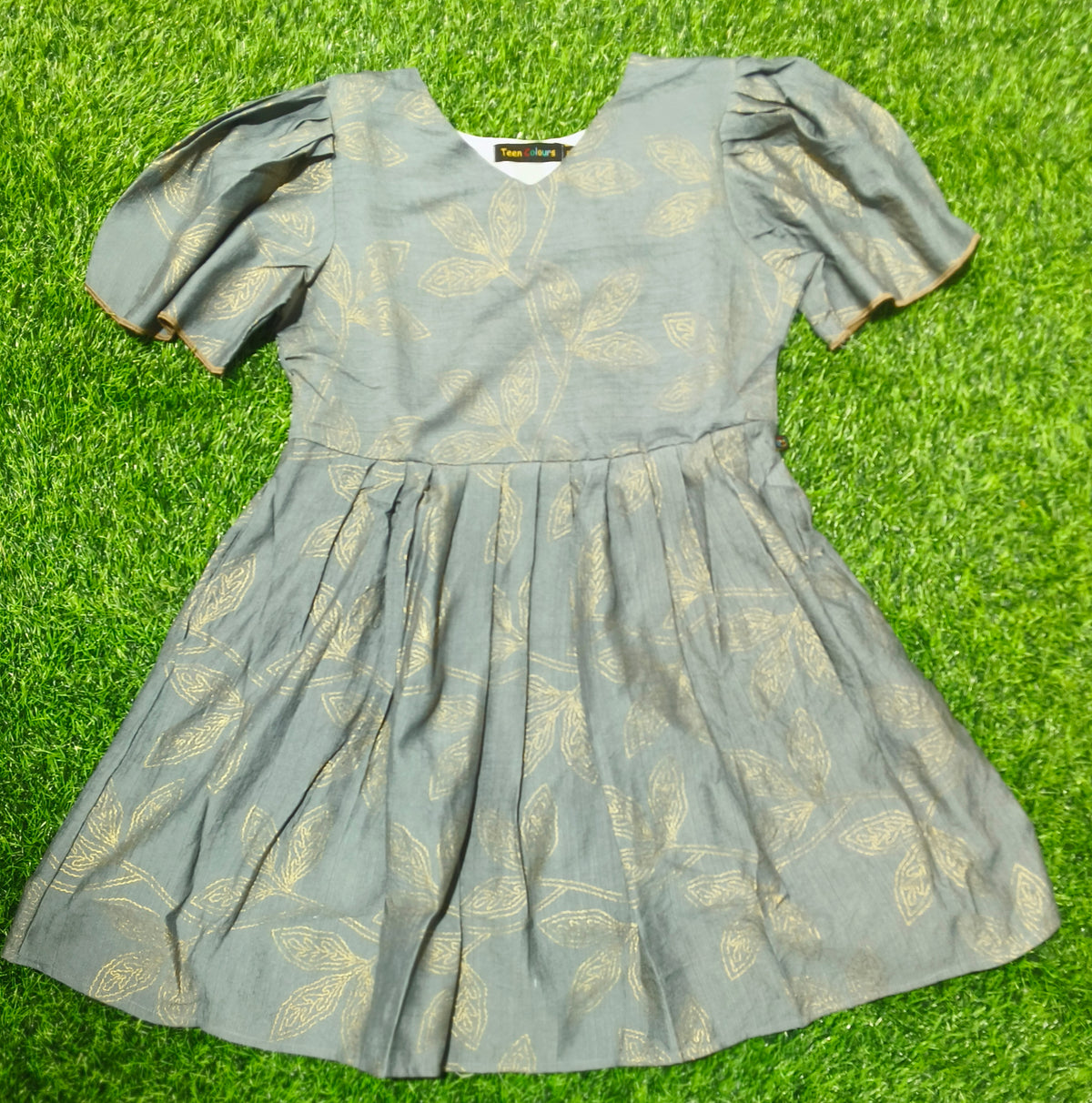Girls Grey V-Neck Floral printed Bell Sleeve Printed Frock