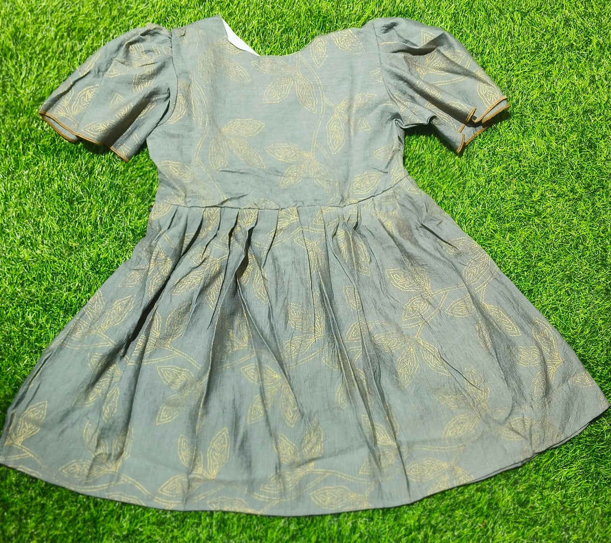 Girls Grey V-Neck Floral printed Bell Sleeve Printed Frock
