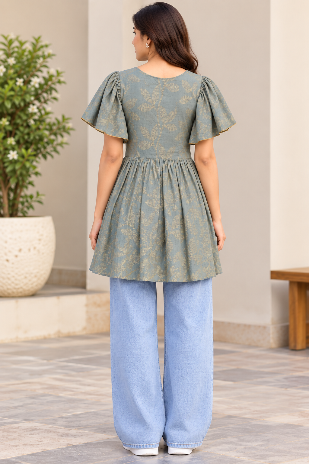 Girls Grey V-Neck Floral printed Bell Sleeve Printed Frock