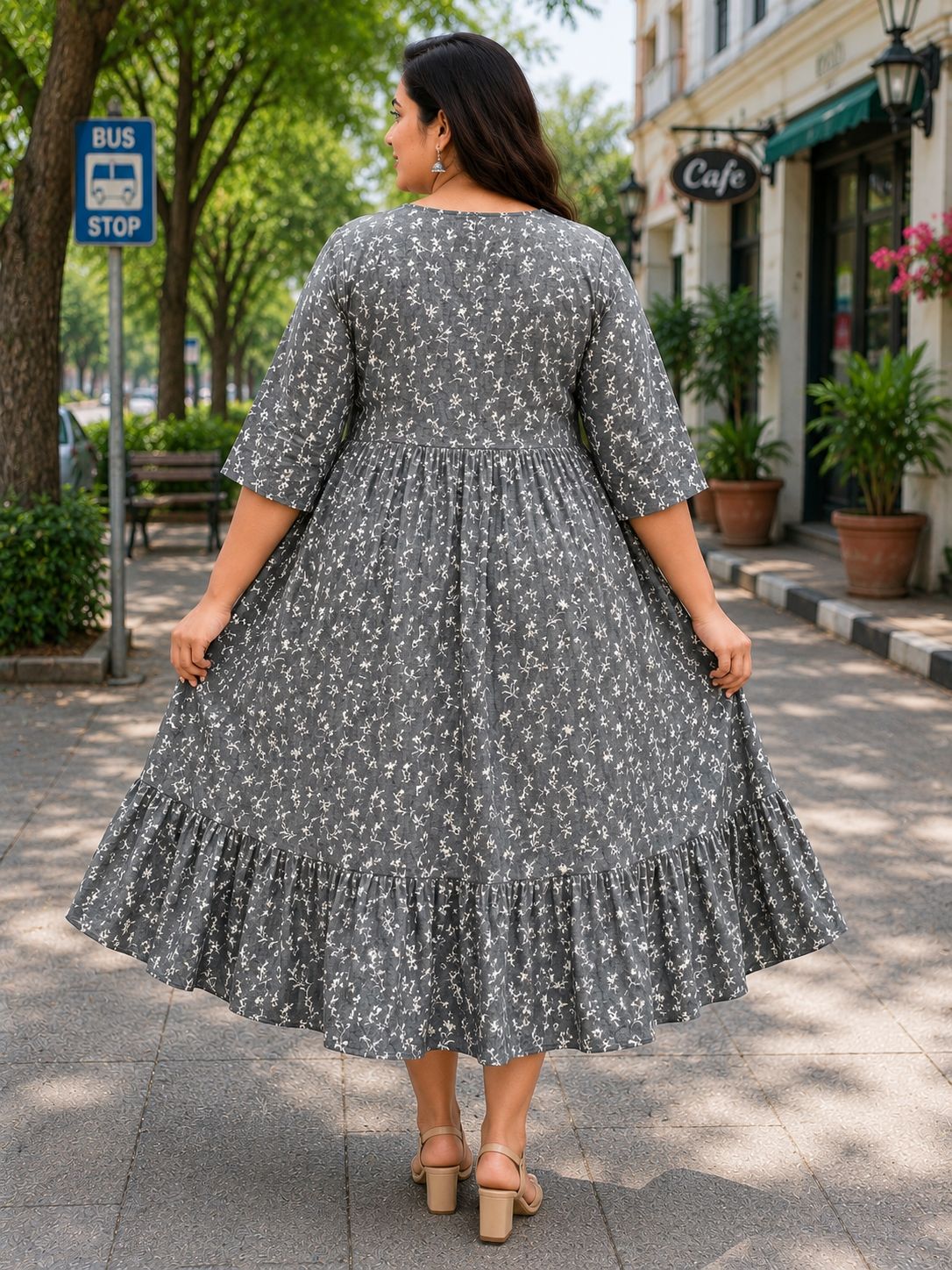 Women's Dark Grey Printed Flared Umbrella model kurti with inner lining and Elbow Sleeves